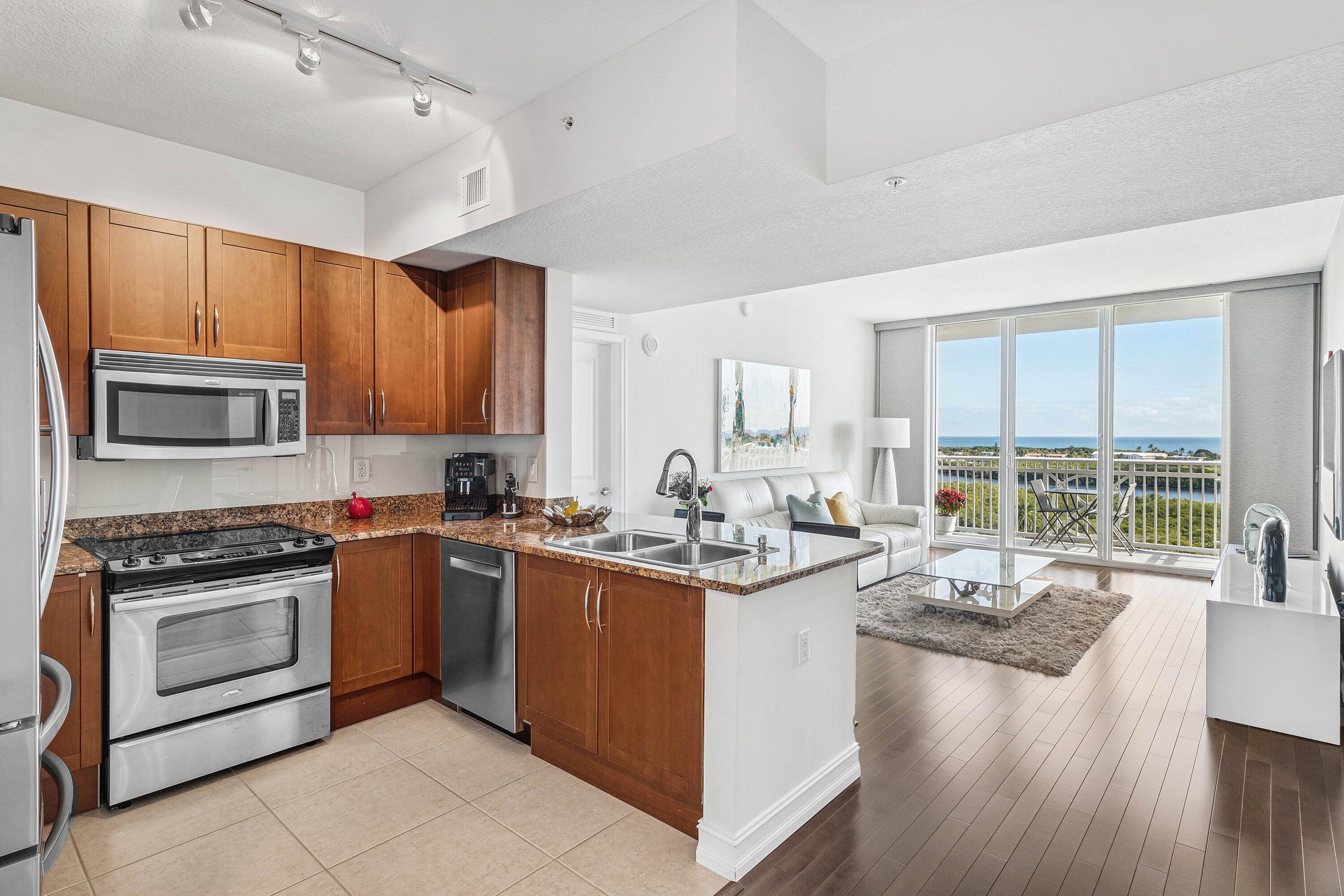 450 N Federal Highway 1107