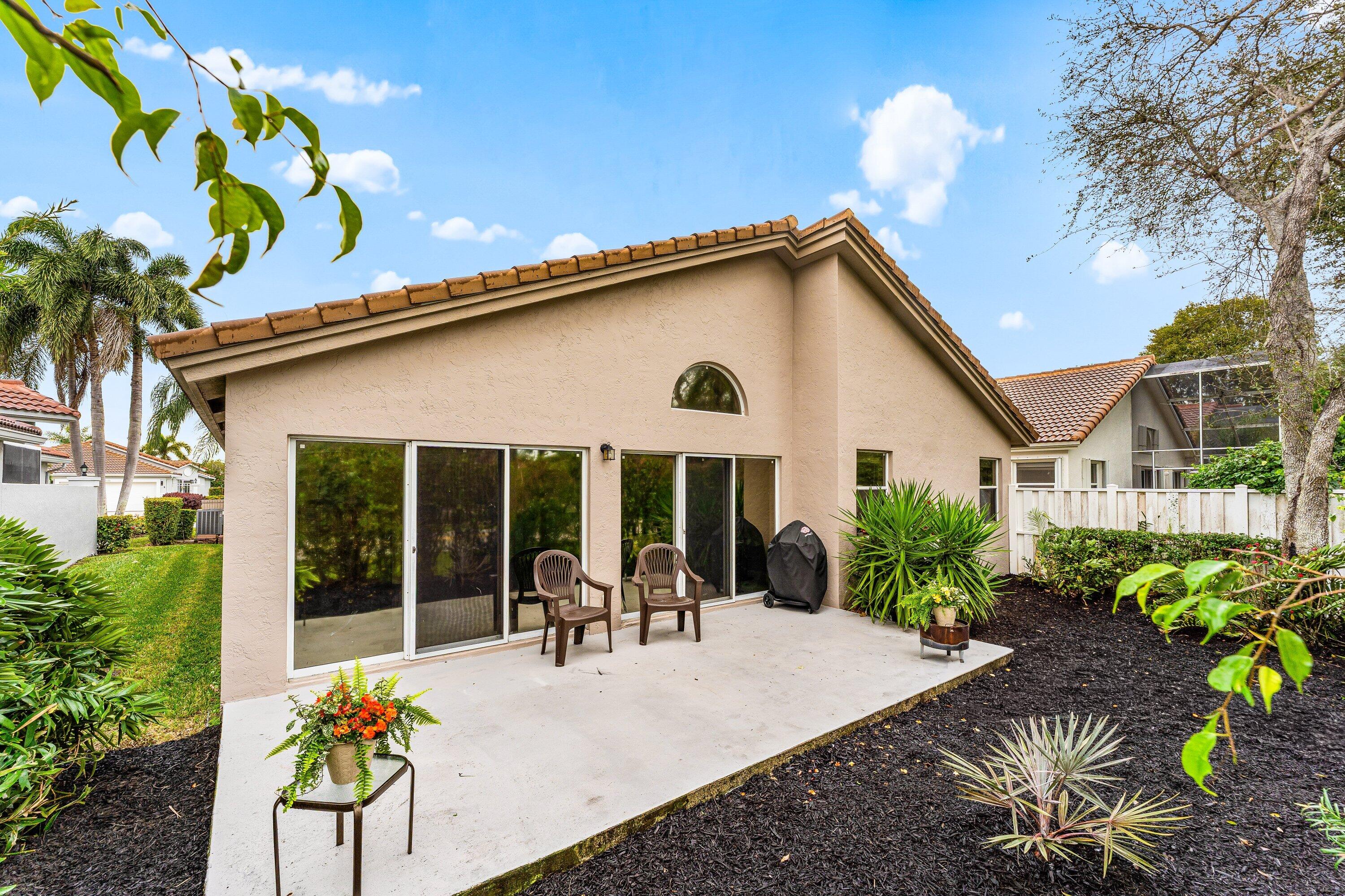 9702 Harbour Lake Circle