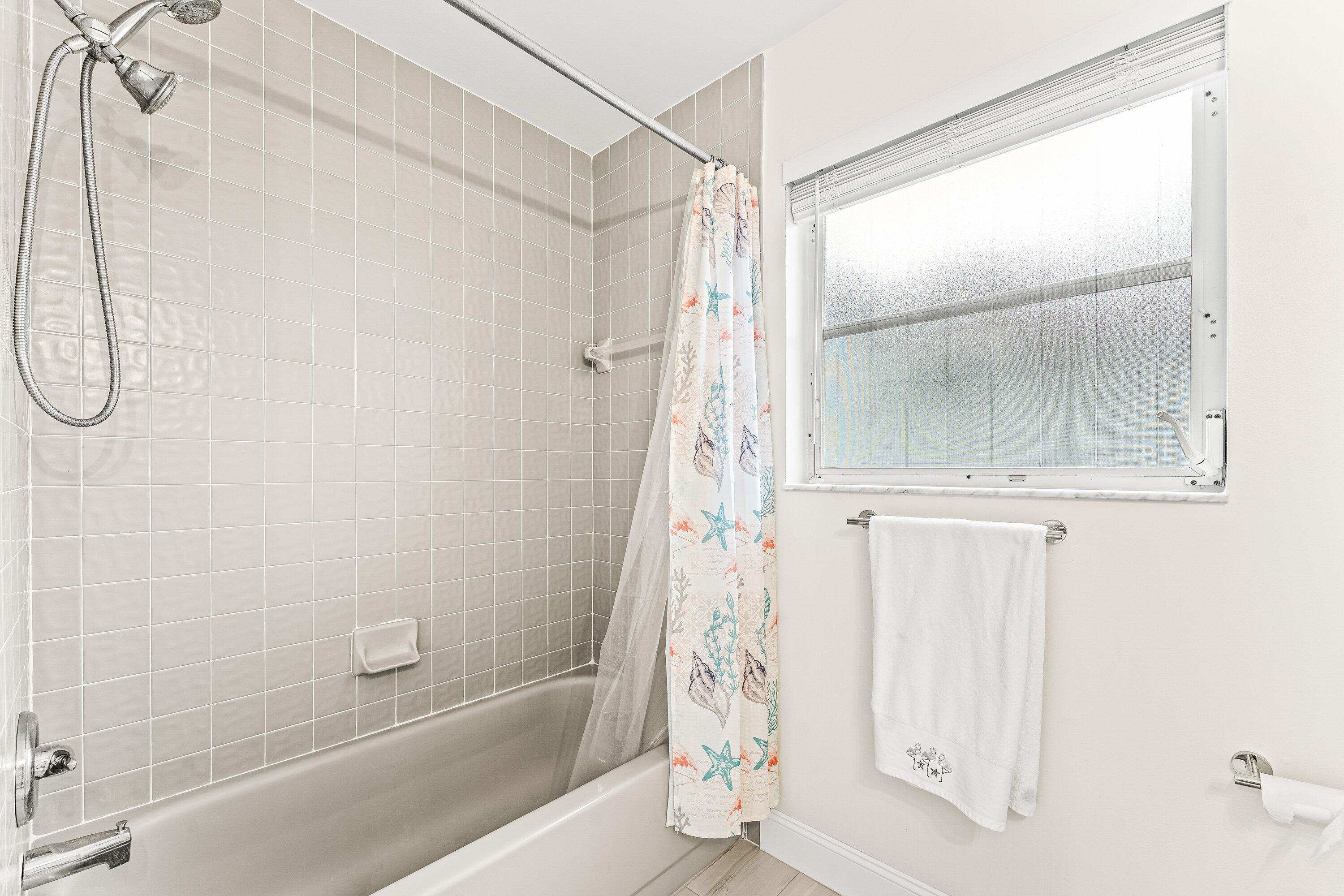 9702 Harbour Lake Circle