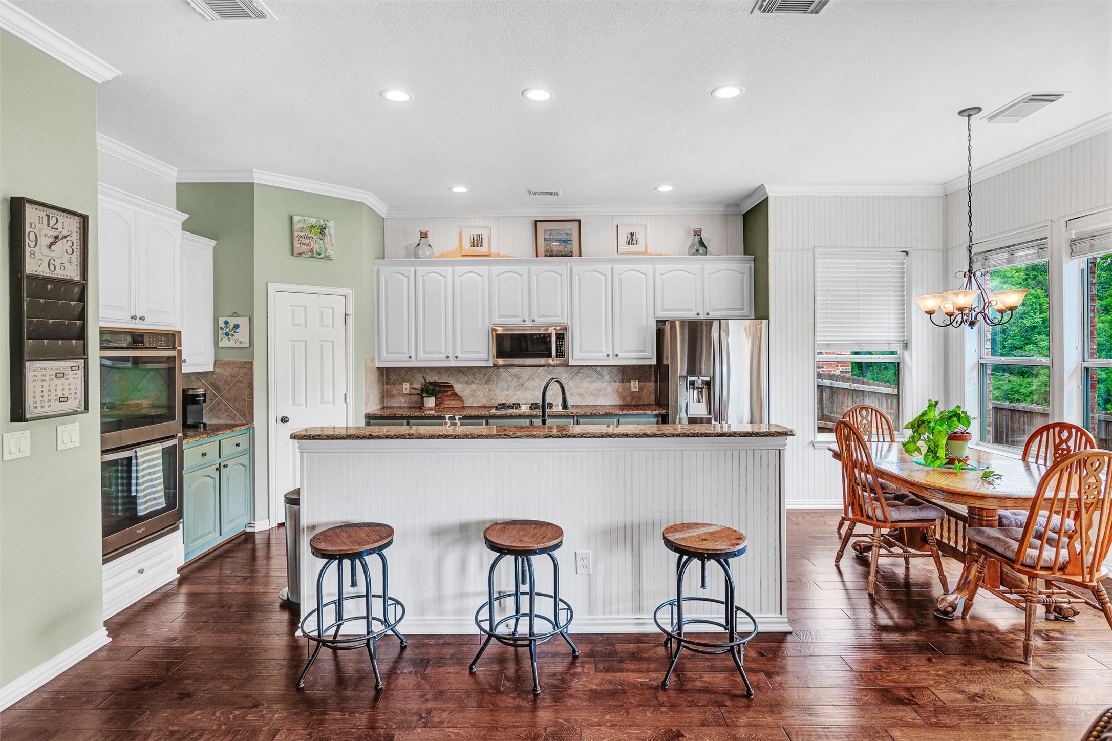 3906 Sharp Lane