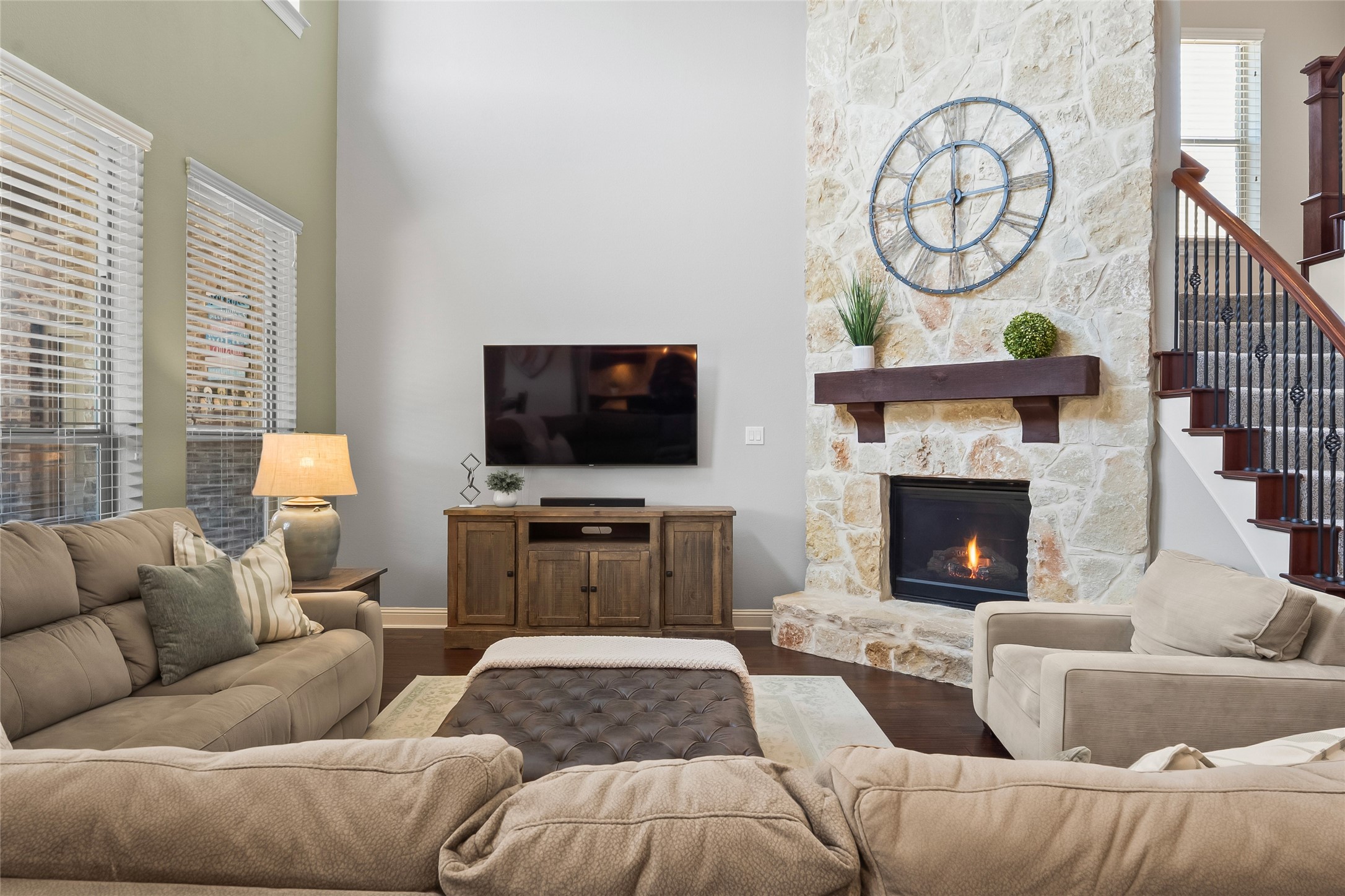 2721 Bondi Cove