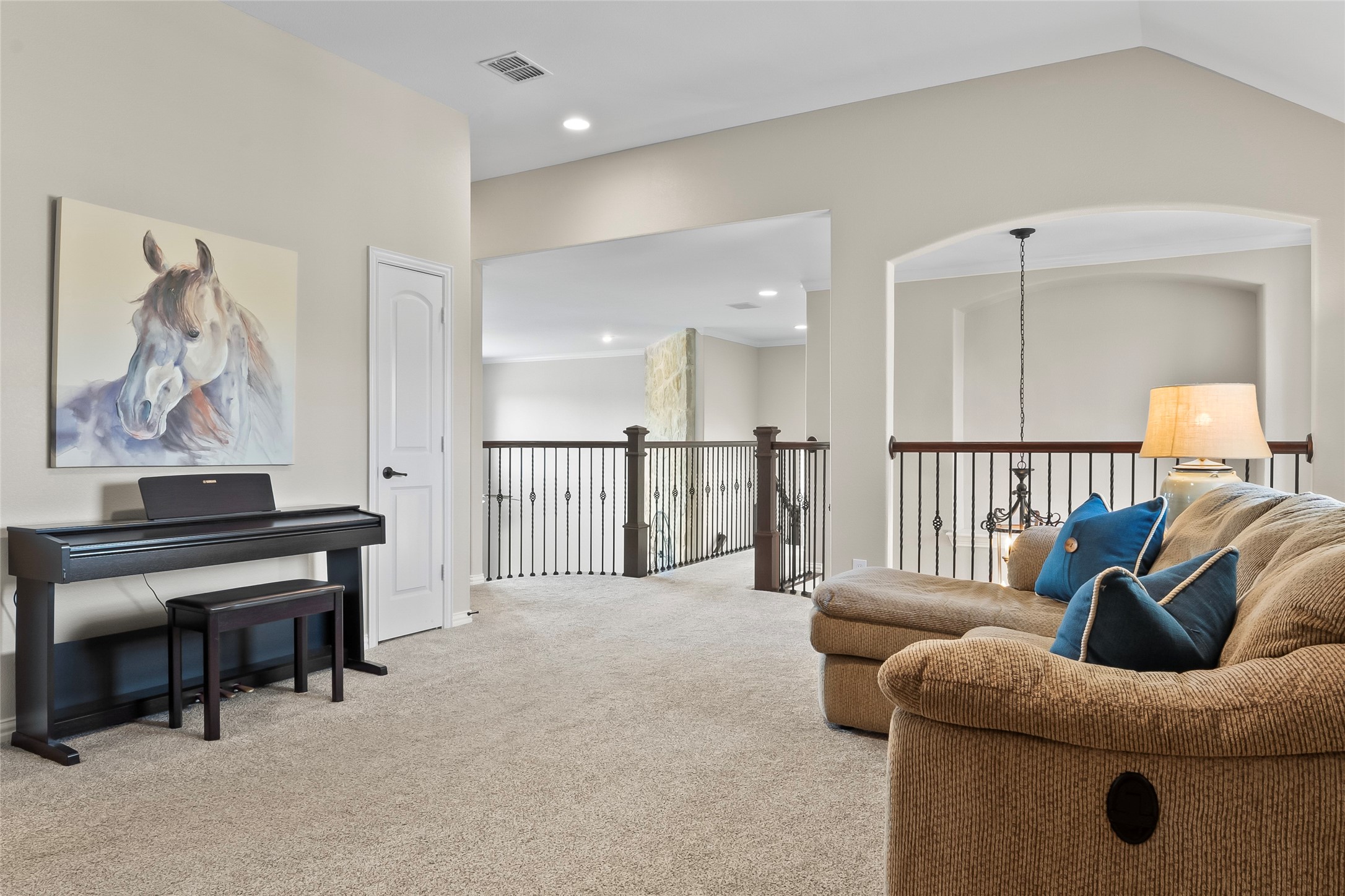 2721 Bondi Cove