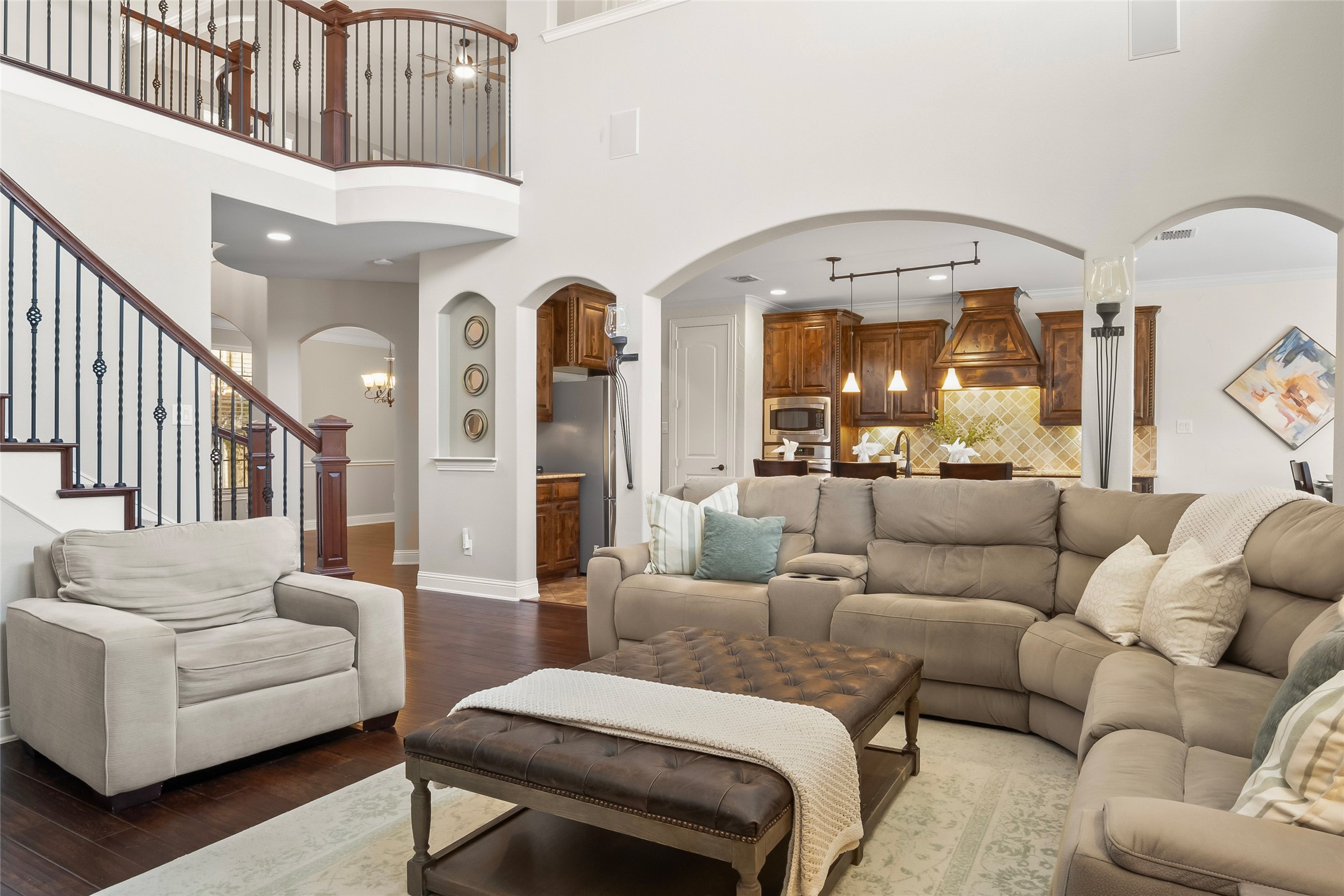 2721 Bondi Cove