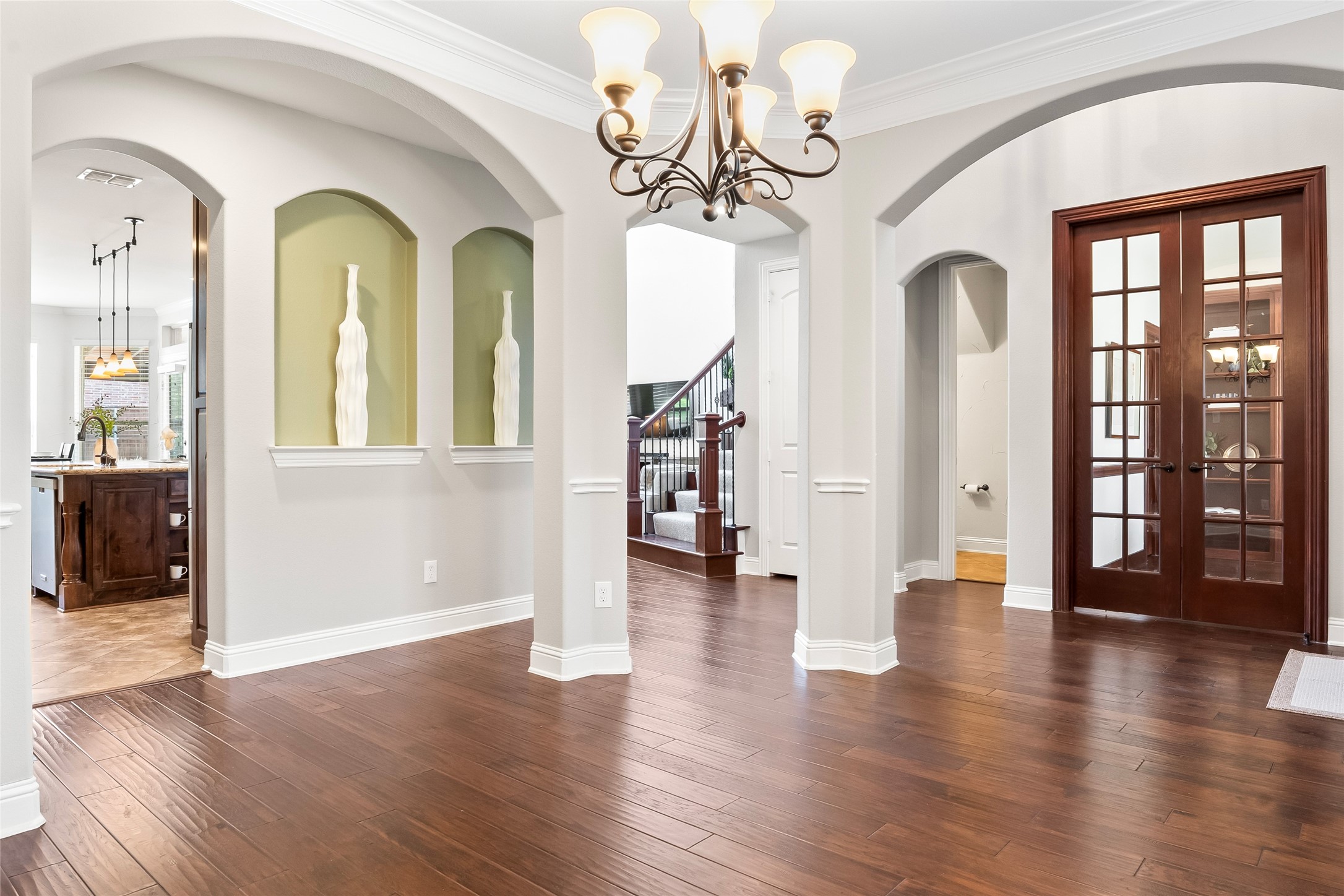 2721 Bondi Cove