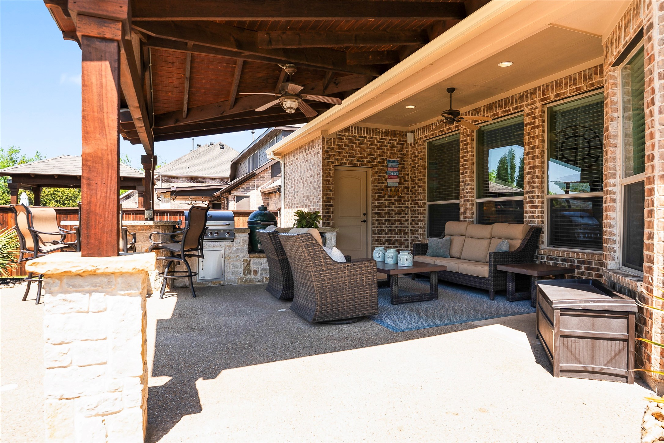 2721 Bondi Cove