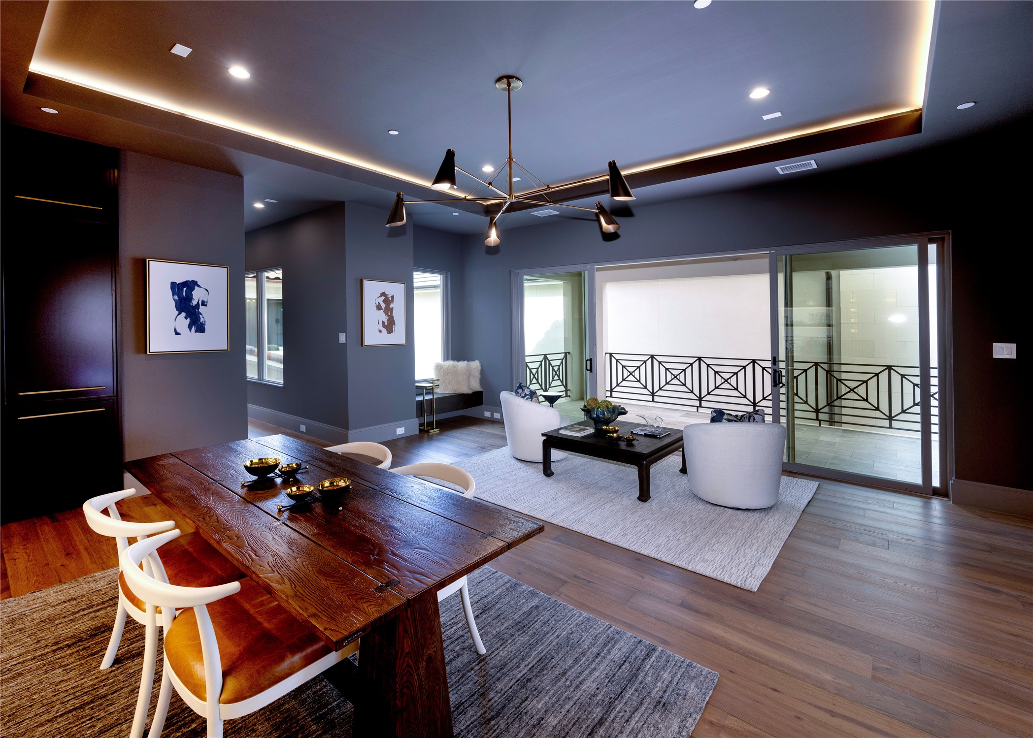 1824 Riviera Lane