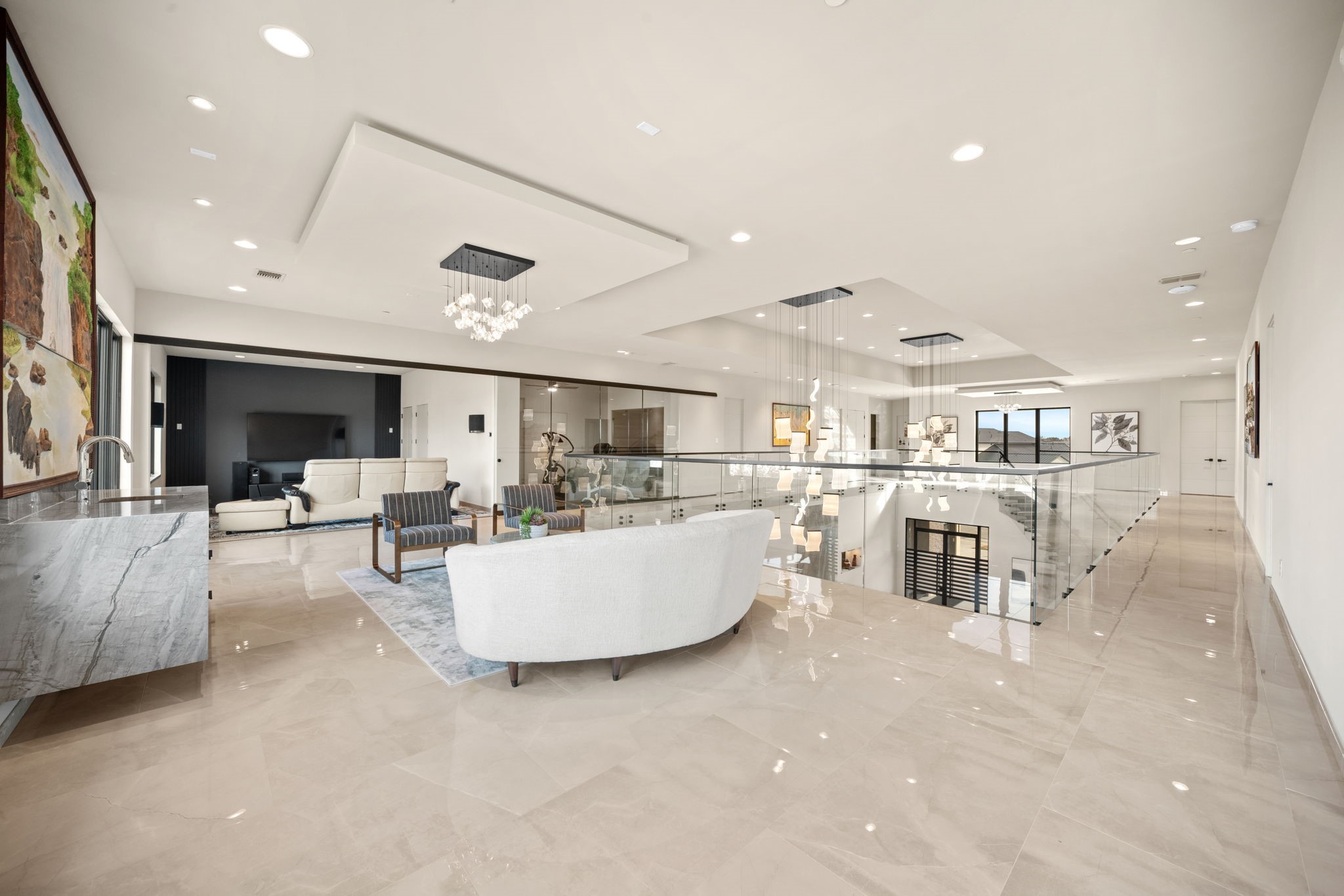 712 Crescent Heights