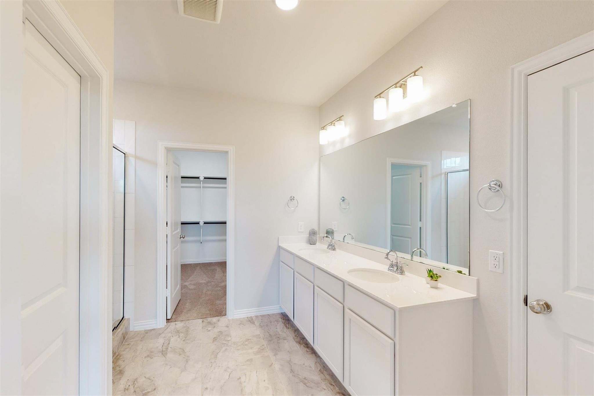 3704 Bluestem Boulevard