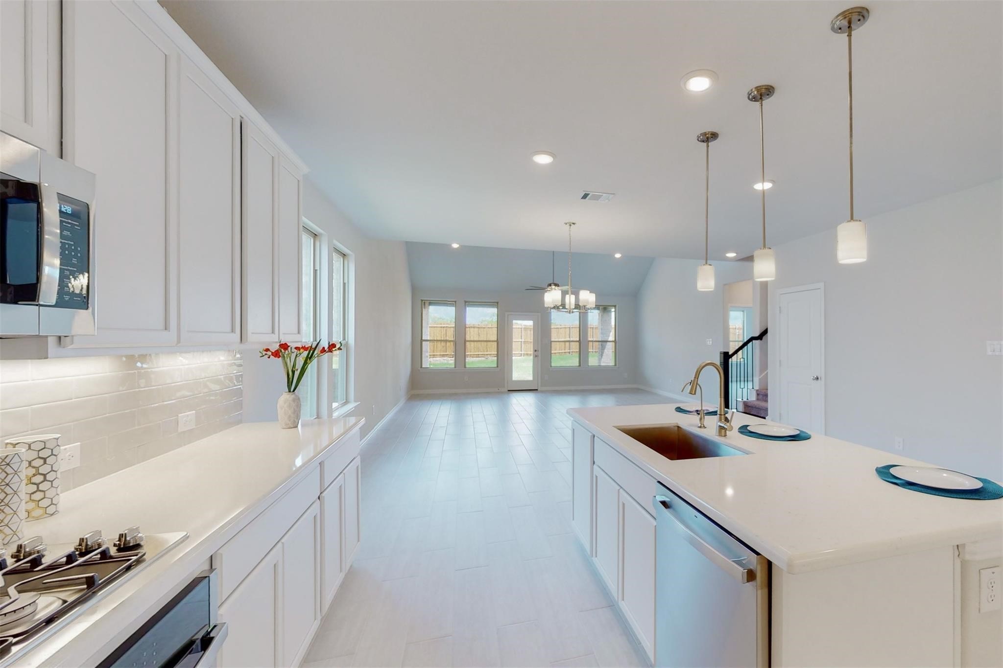 3704 Bluestem Boulevard