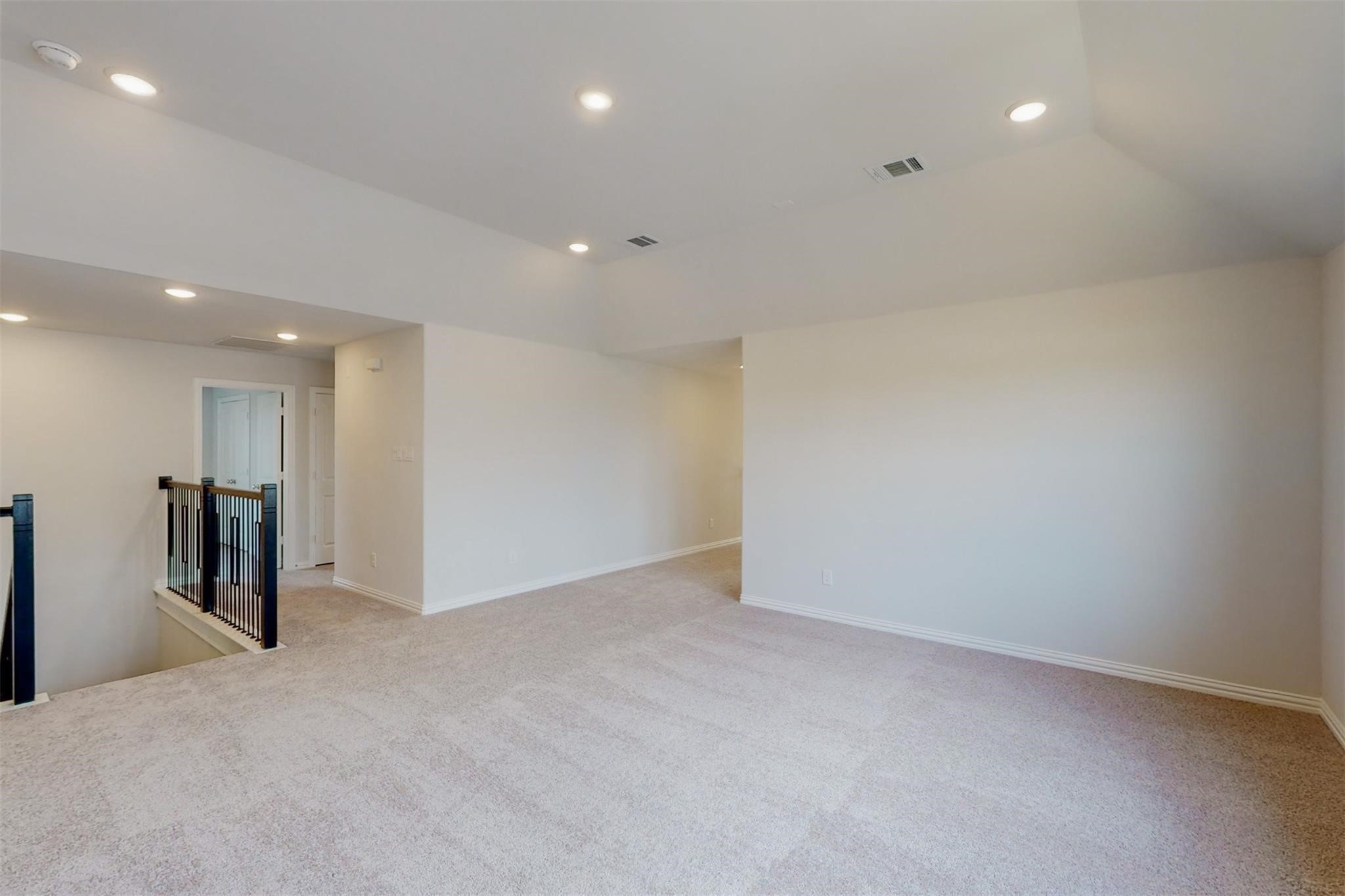 3704 Bluestem Boulevard