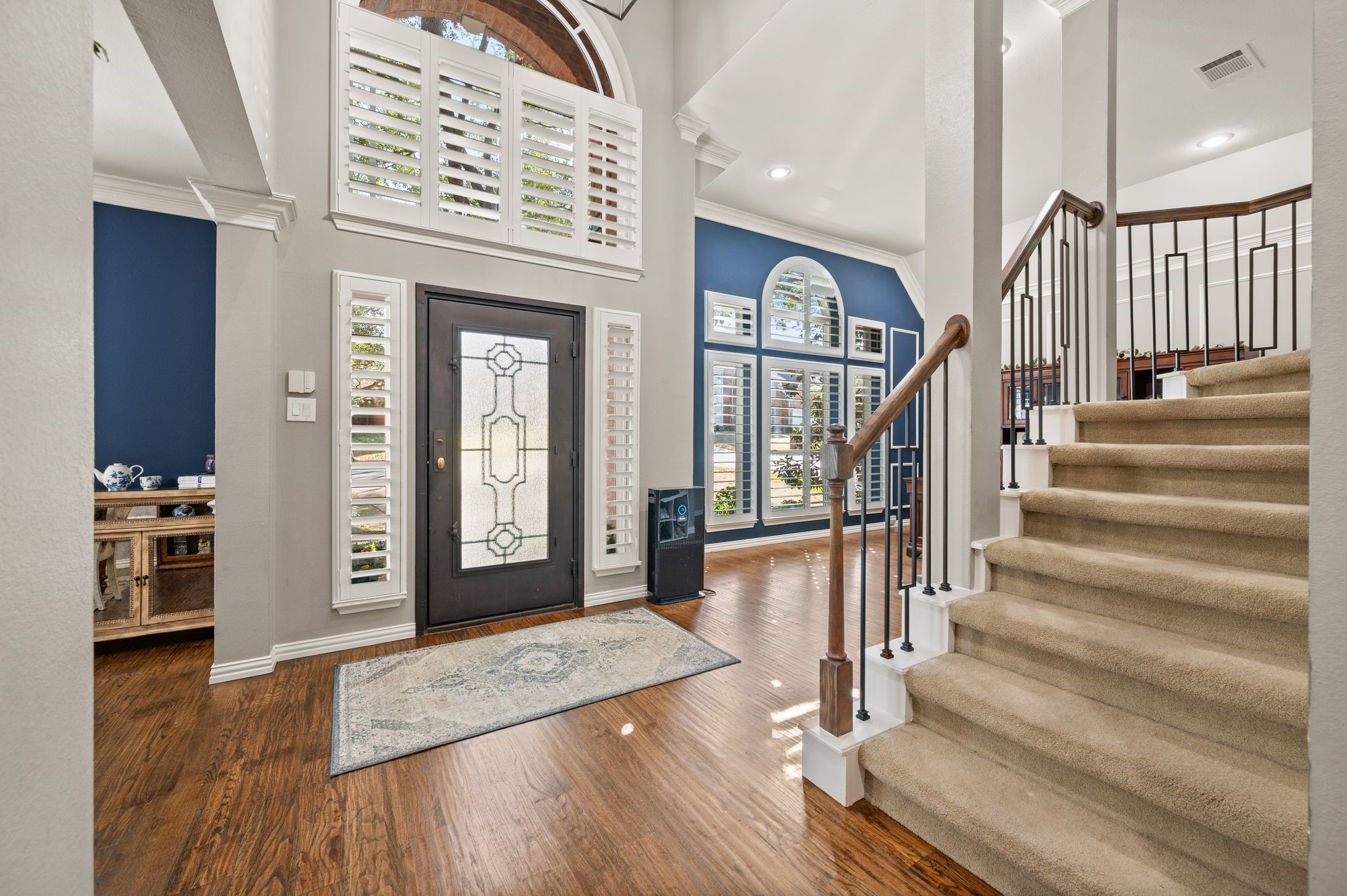 1093 Woodbriar Drive