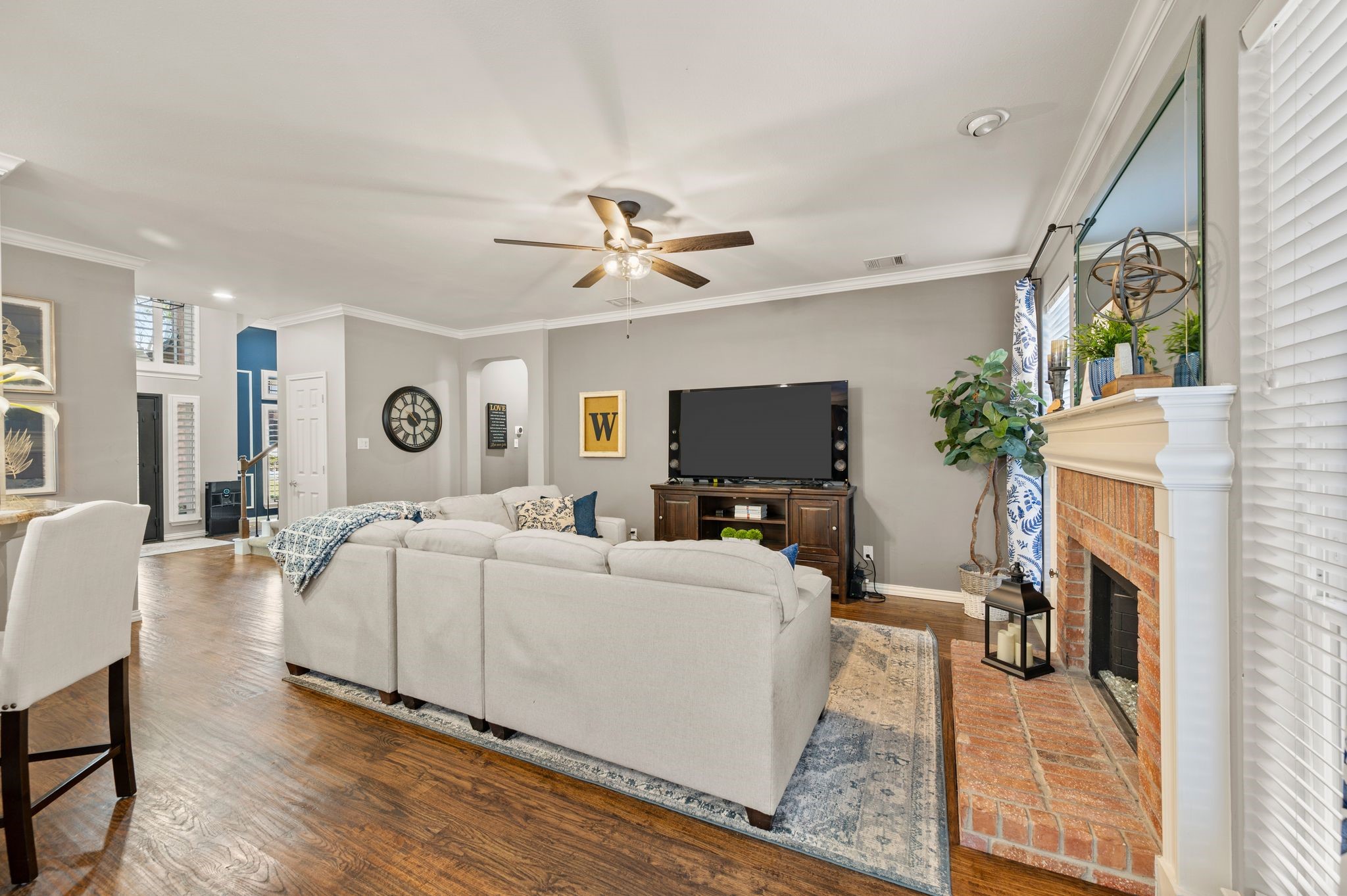 1093 Woodbriar Drive