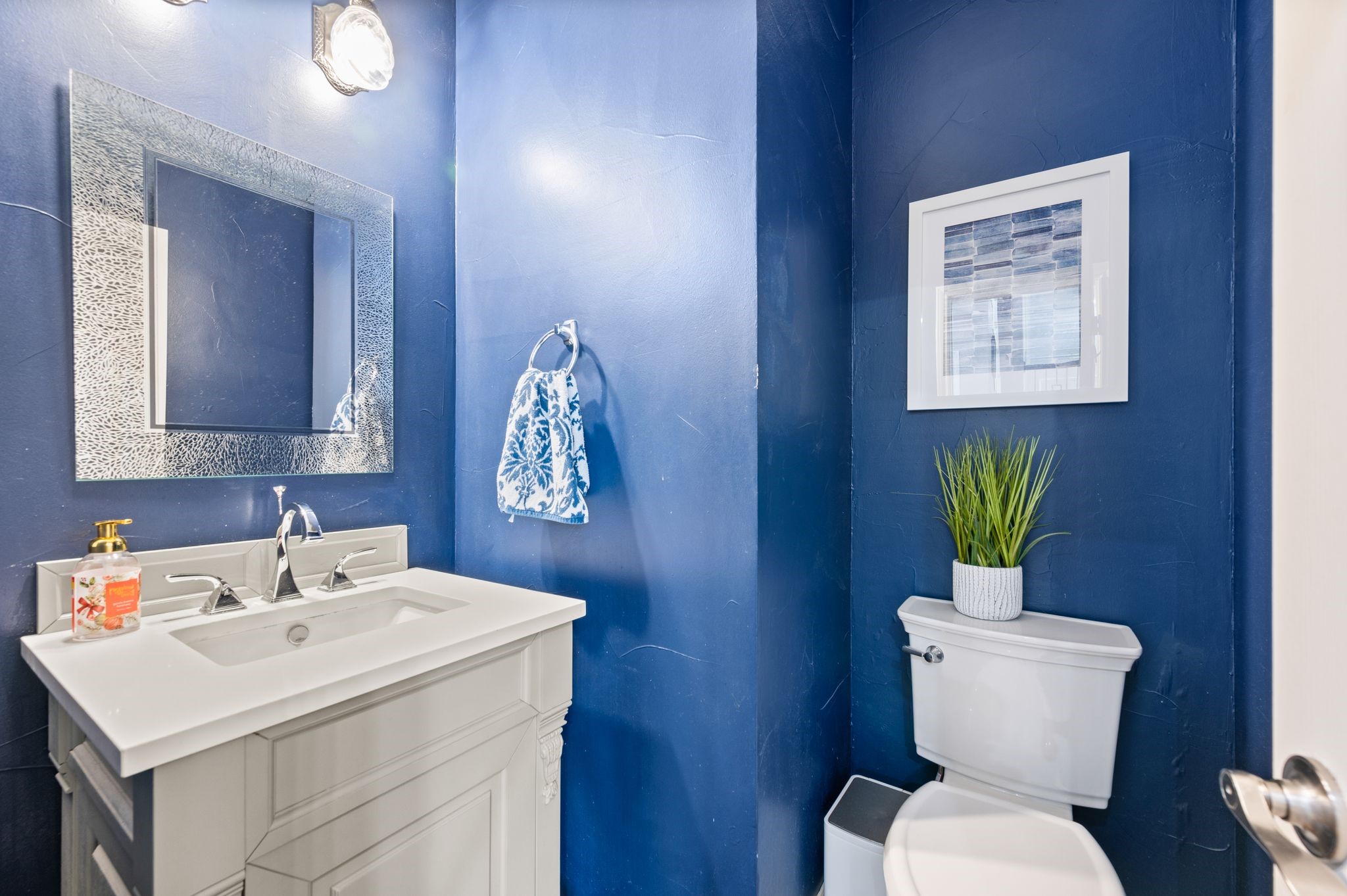 1093 Woodbriar Drive