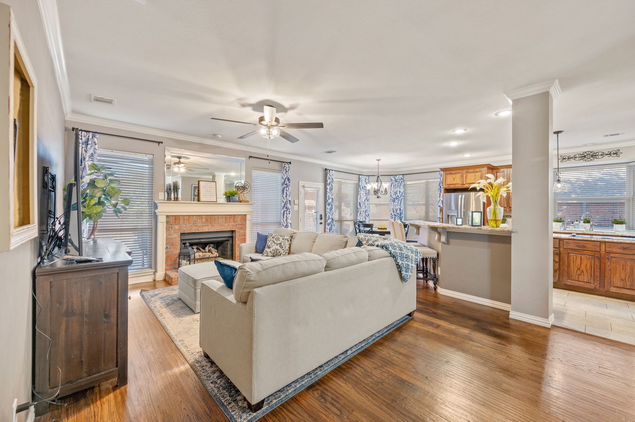 1093 Woodbriar Drive