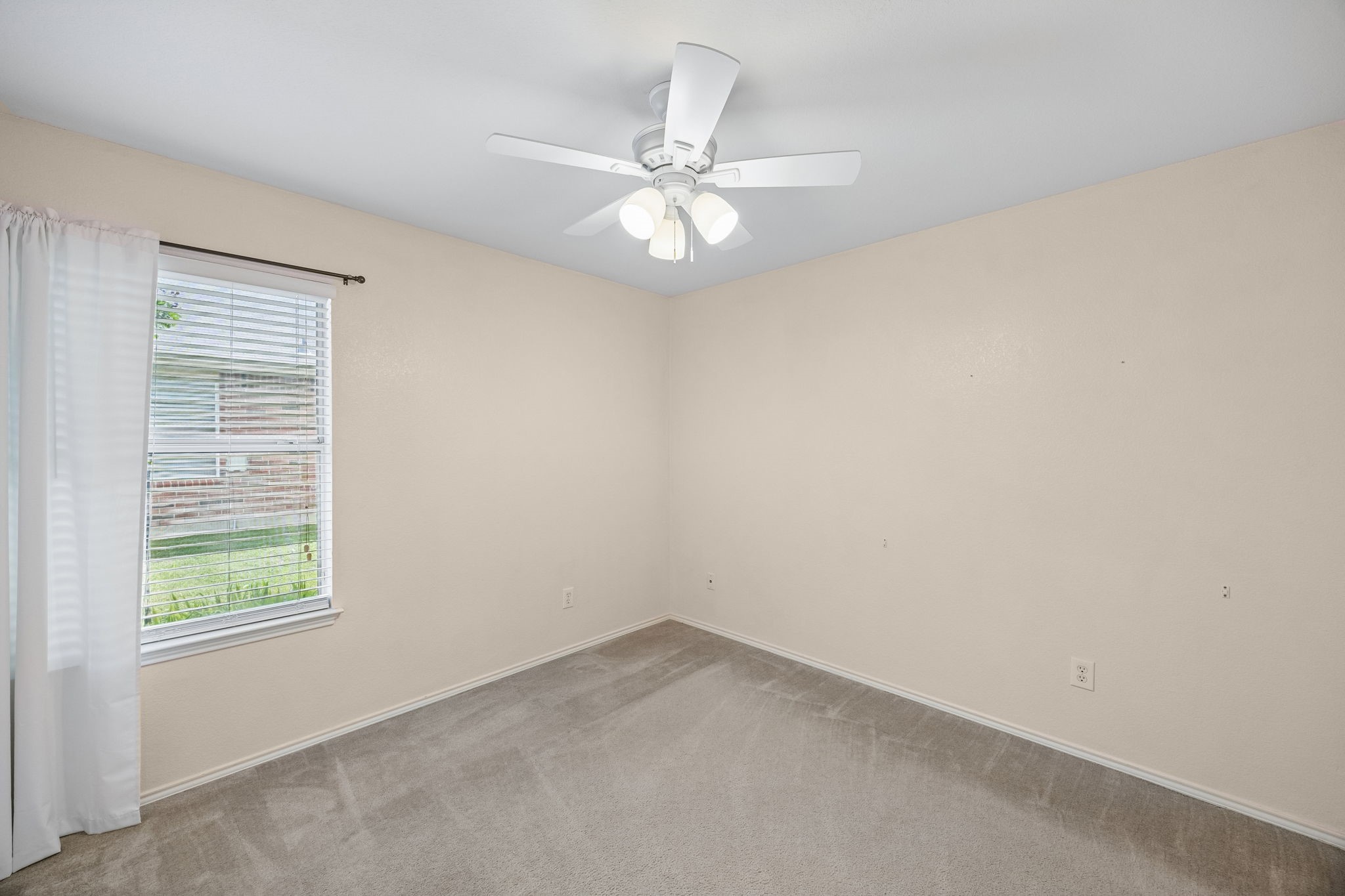 1209 Diamondback Lane