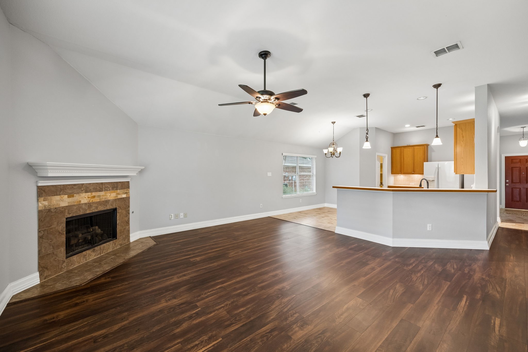 1209 Diamondback Lane