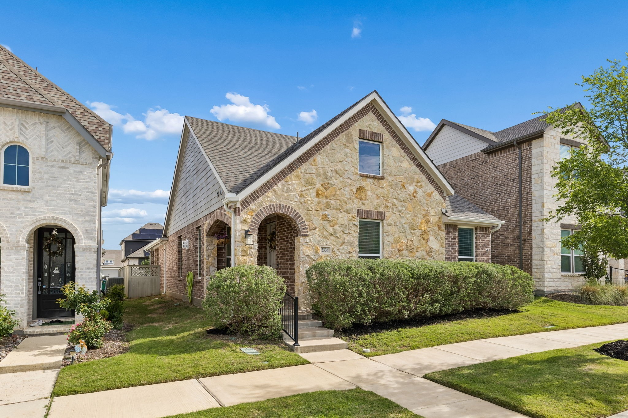 2336 Stella Lane