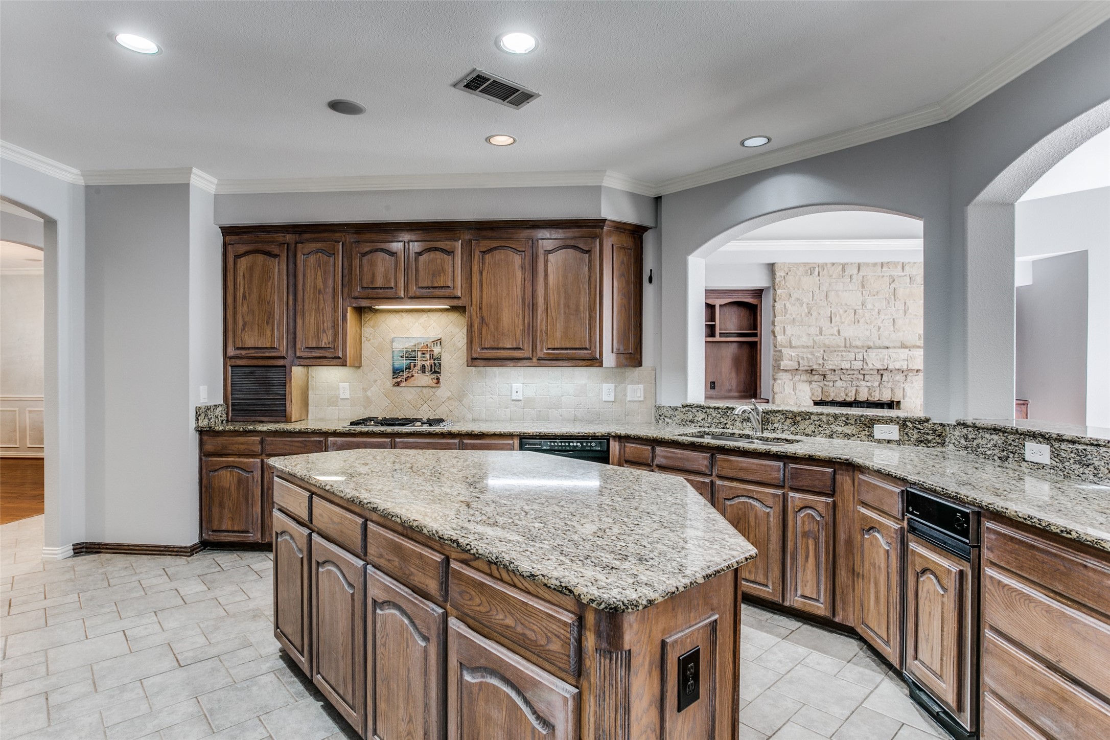 801 Shorecrest Drive