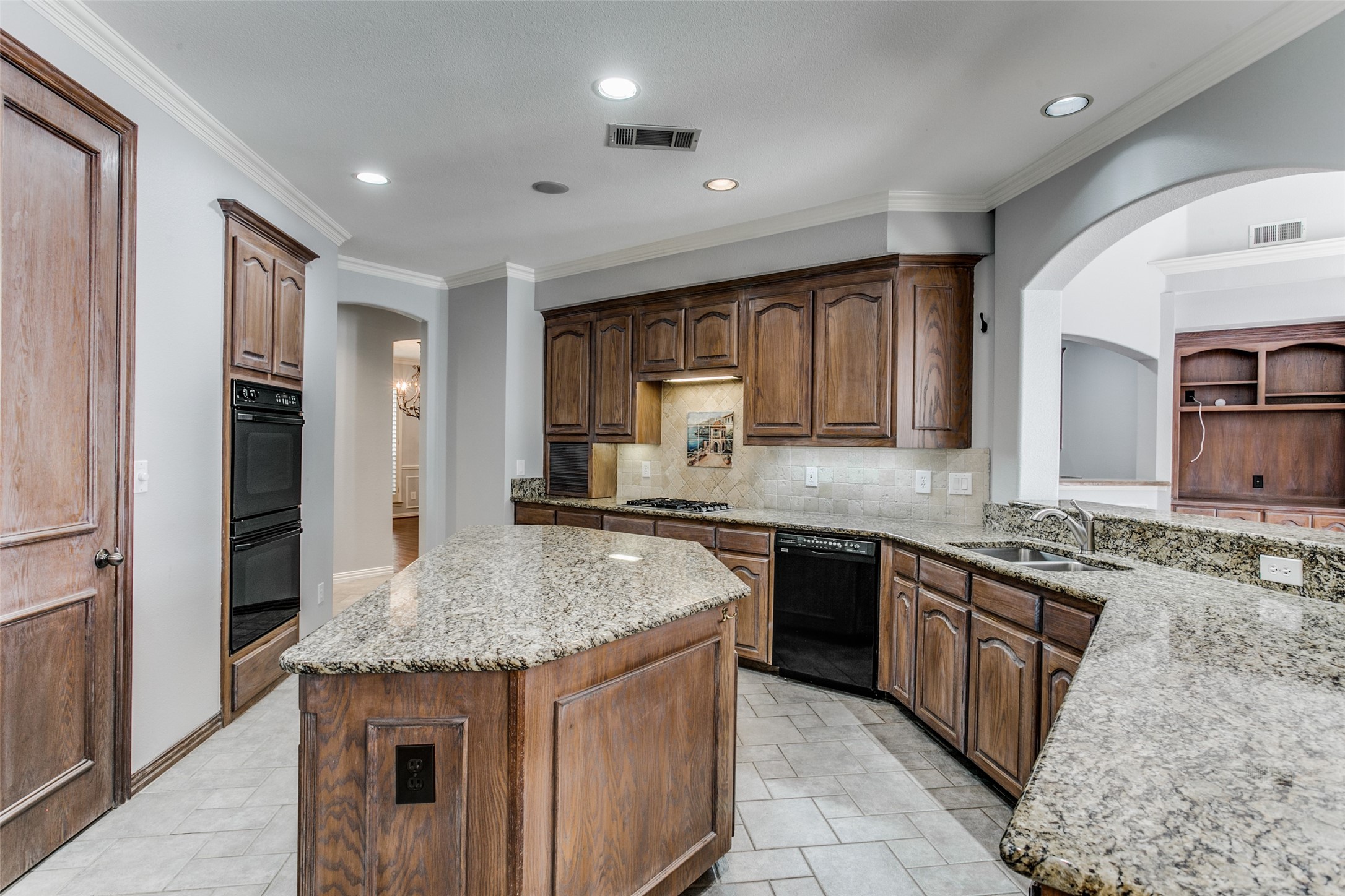 801 Shorecrest Drive