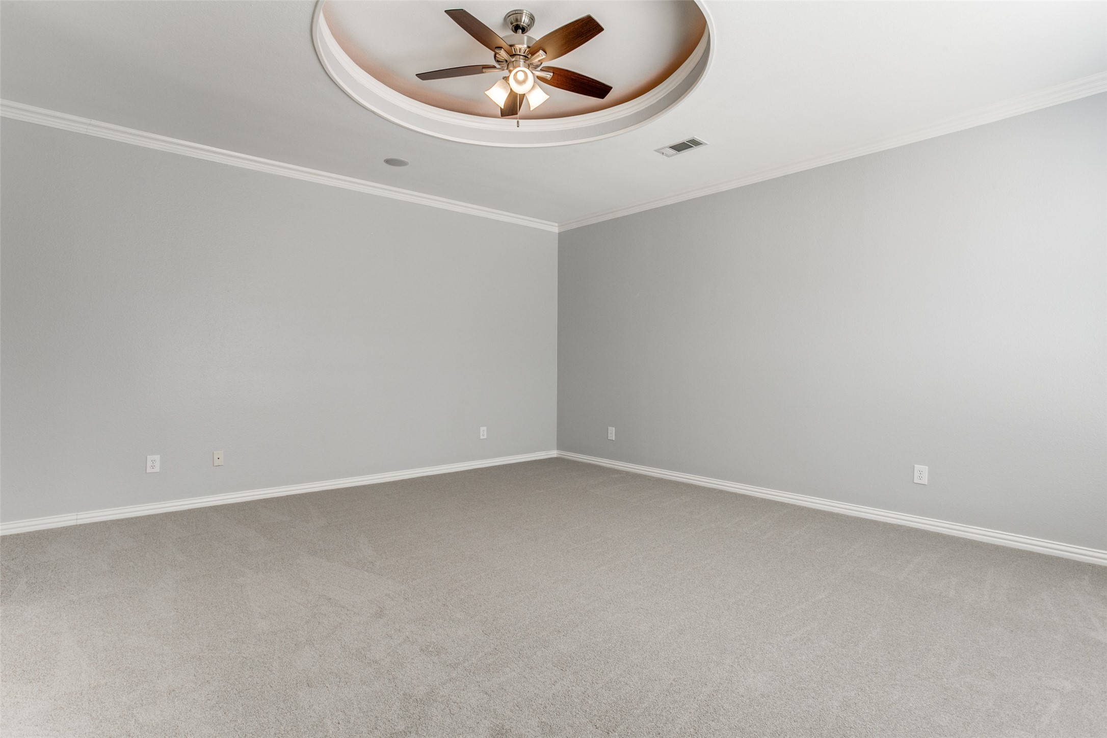 801 Shorecrest Drive
