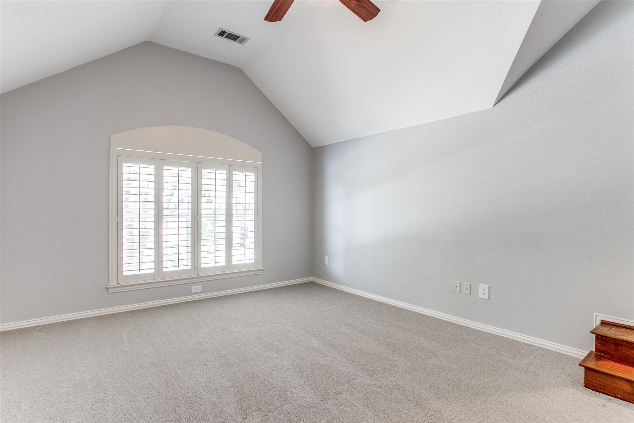801 Shorecrest Drive