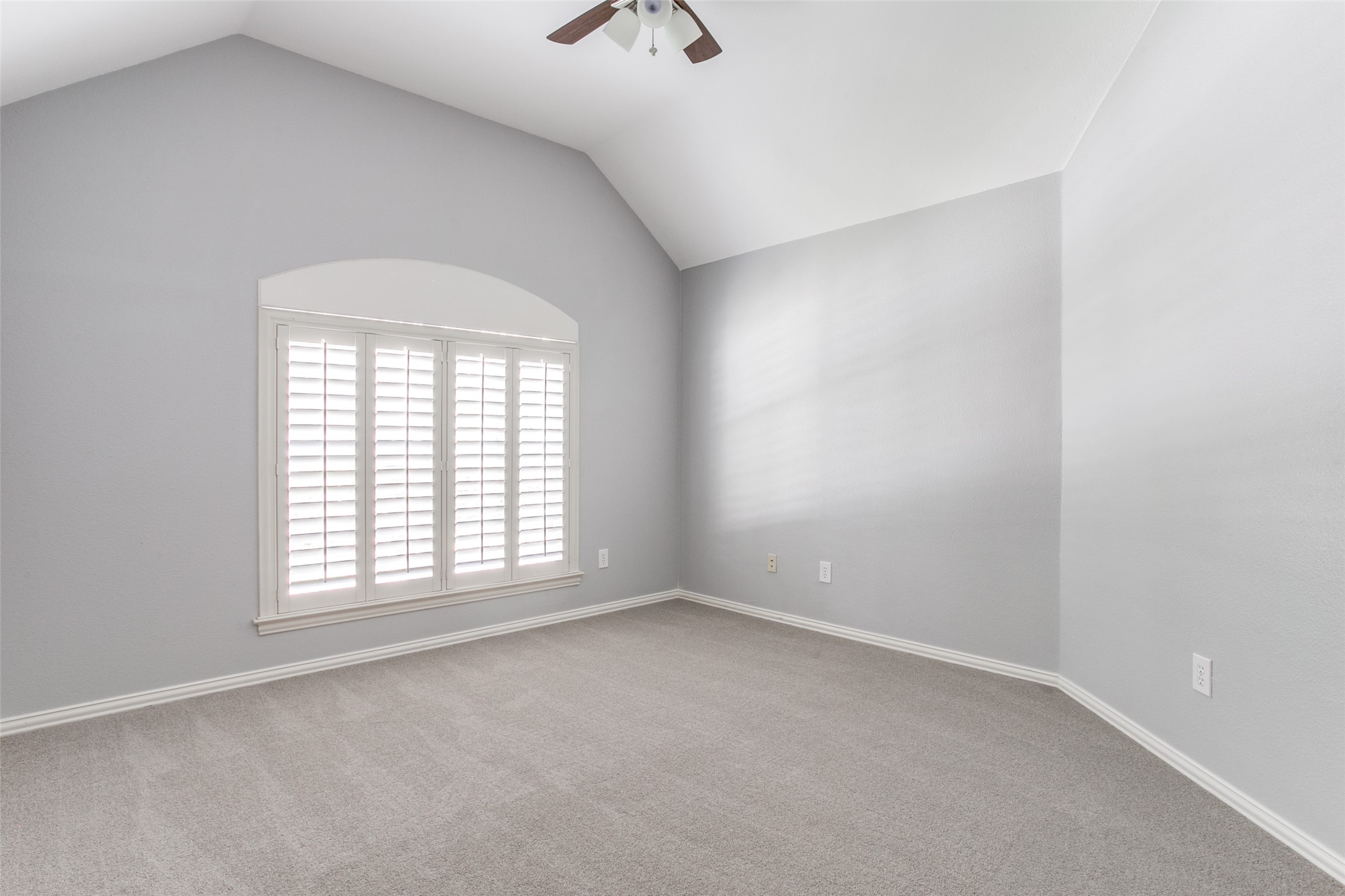 801 Shorecrest Drive