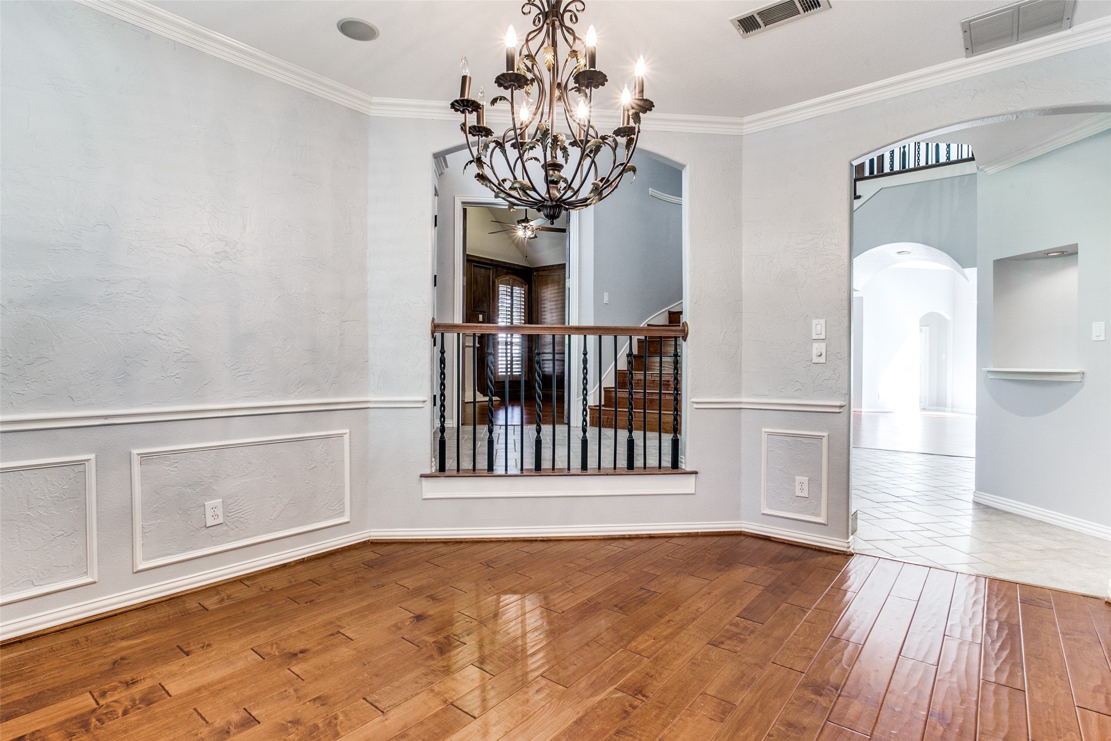 801 Shorecrest Drive