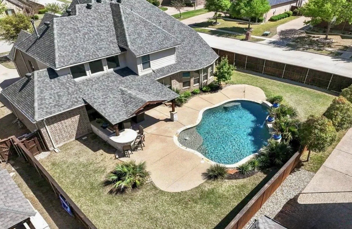 2721 Bondi Cove