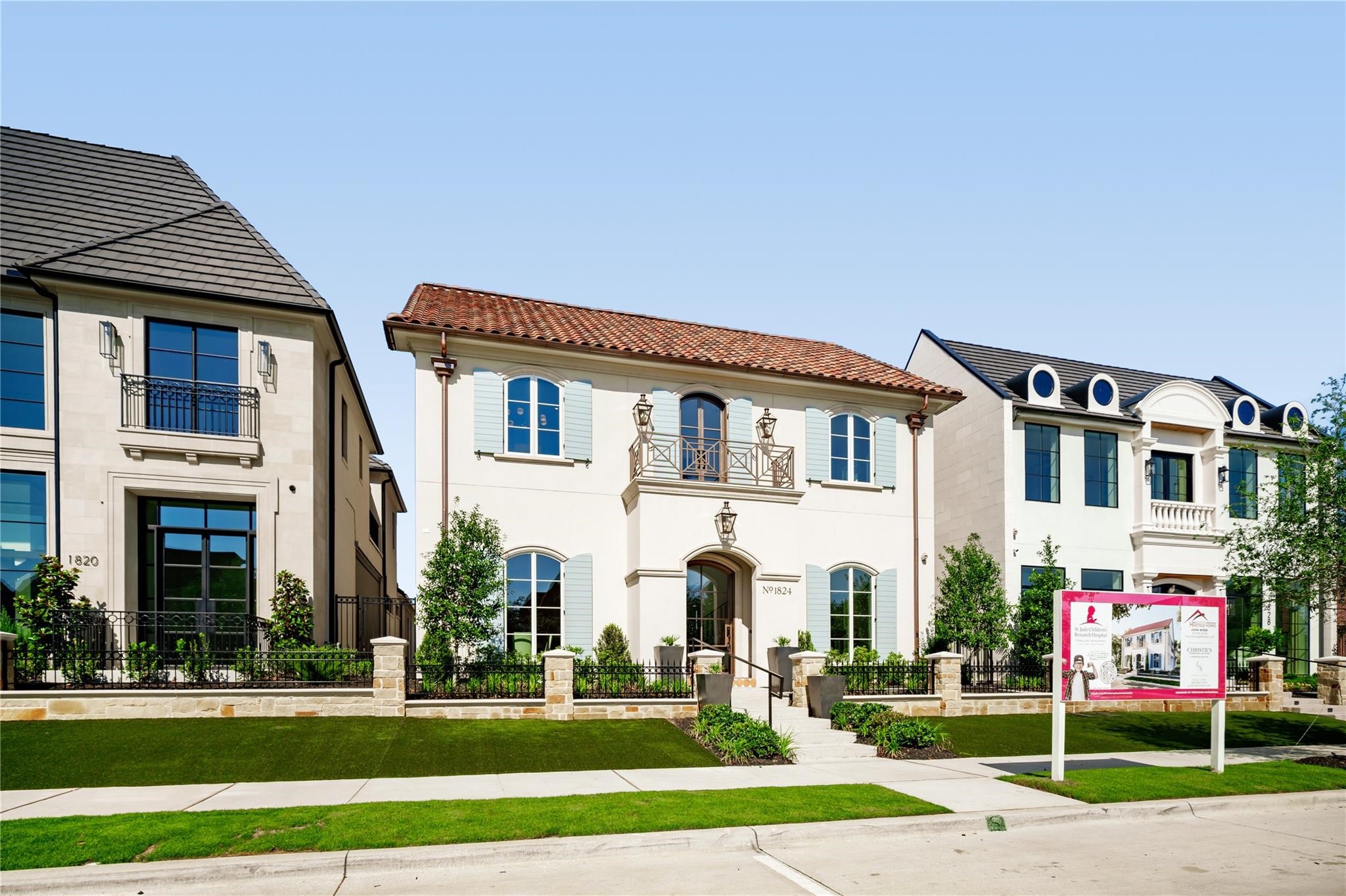 1824 Riviera Lane