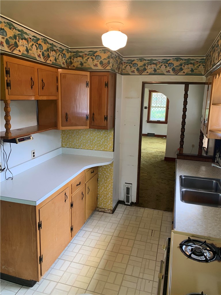 251 Neilson Ave