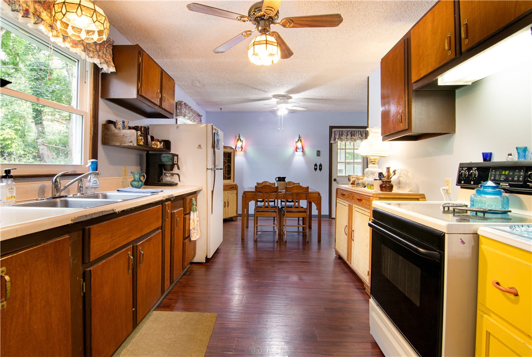 370 Center Dr