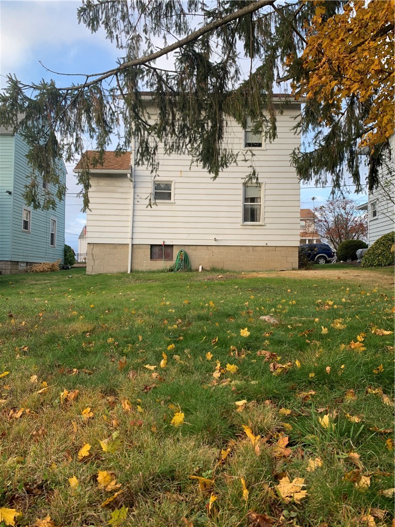 103 E Rockenstein Ave