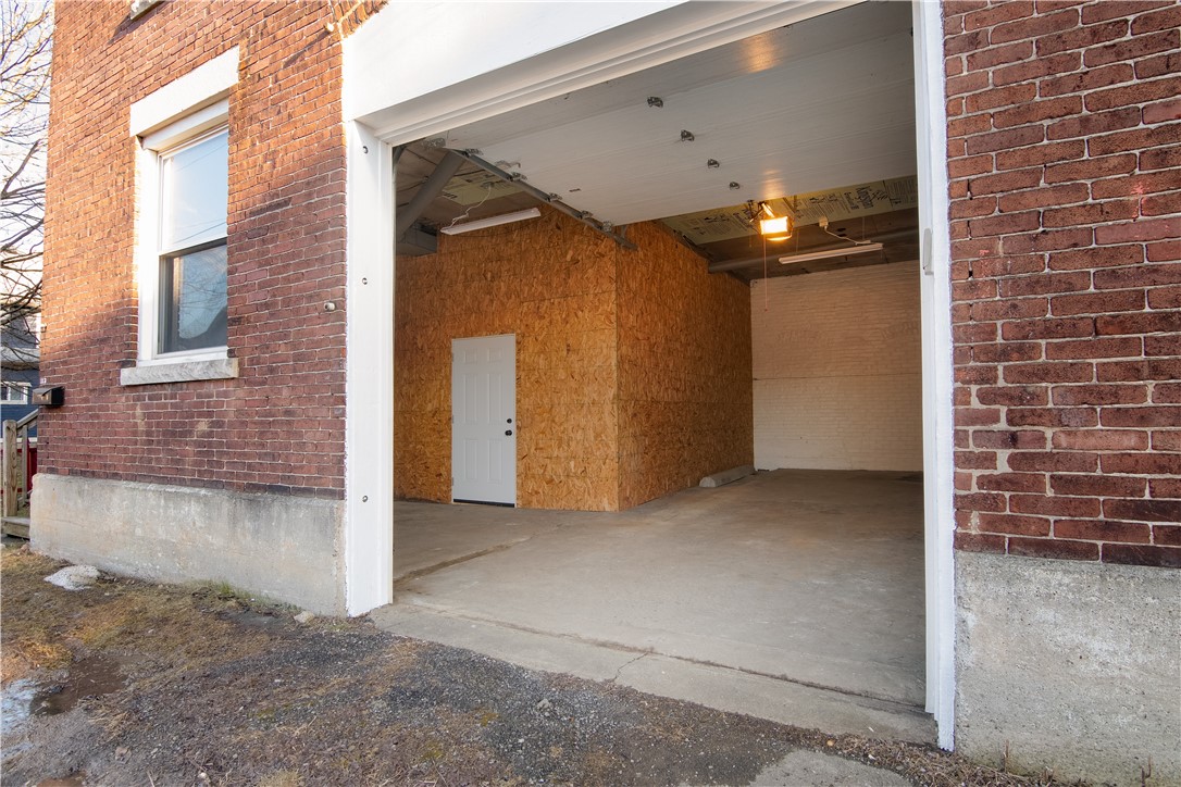 113 American Ave