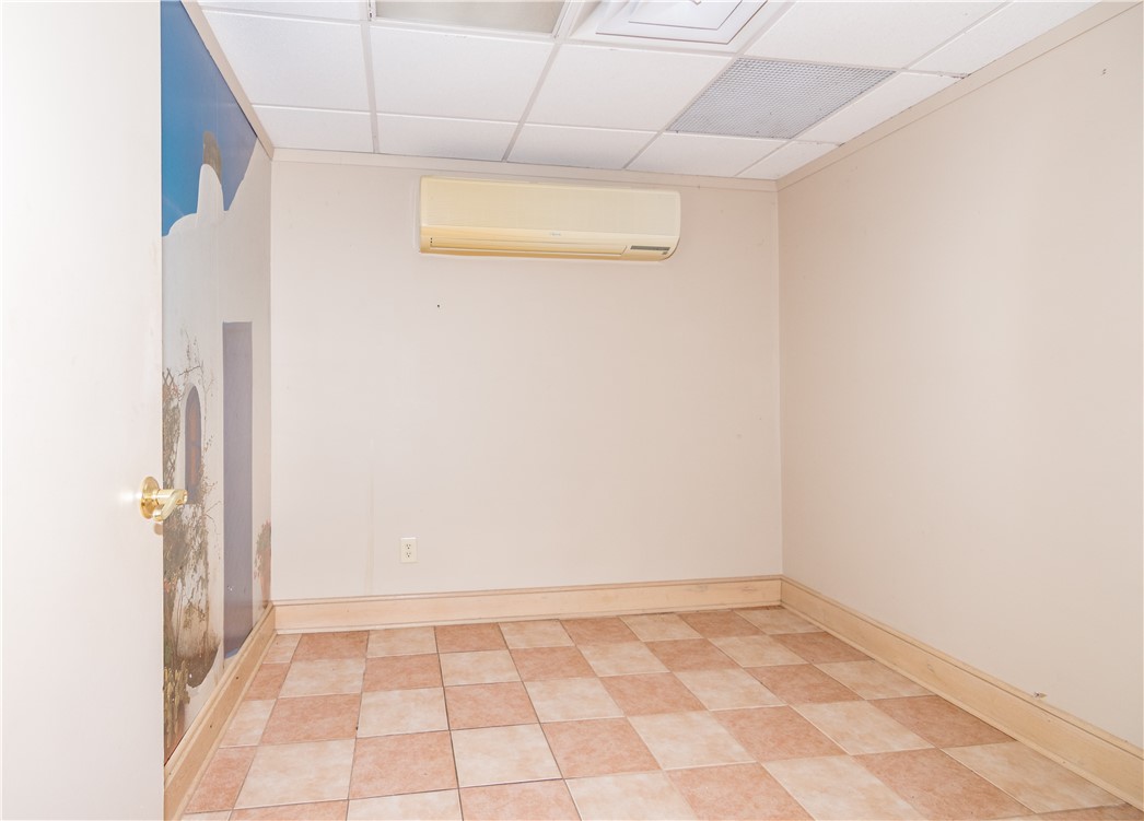 500 N Pike Rd