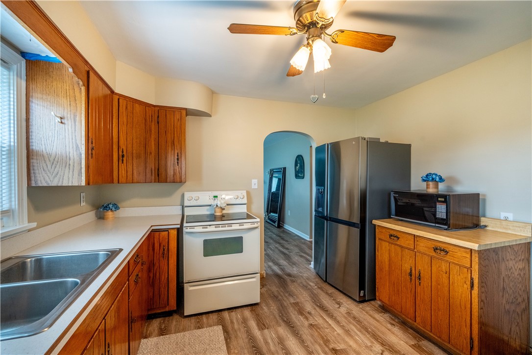 1912 Harlansburg Rd