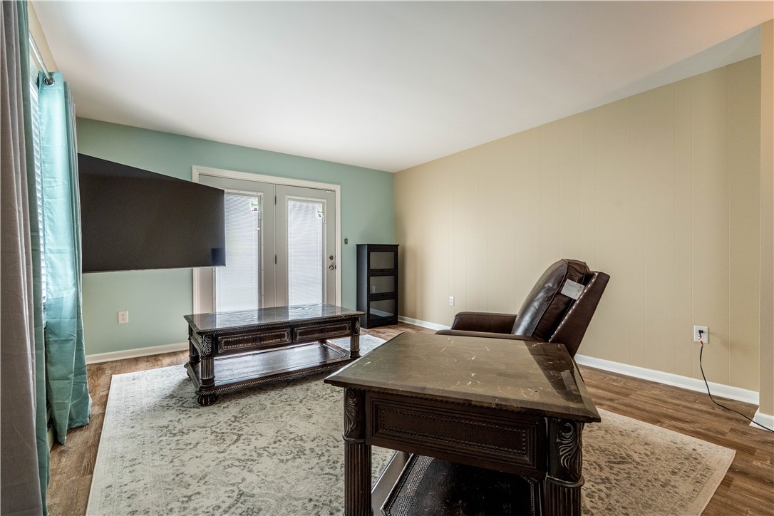 1912 Harlansburg Rd