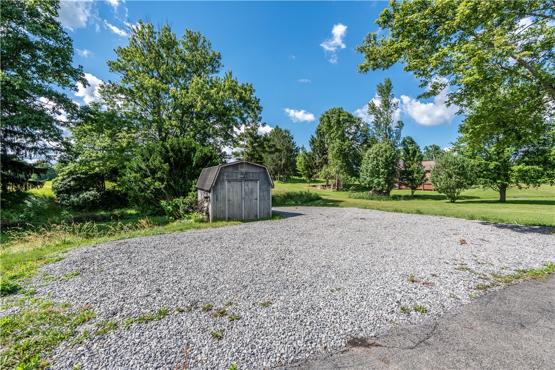 1912 Harlansburg Rd