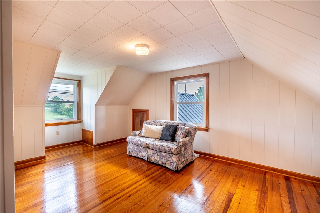 1912 Harlansburg Rd