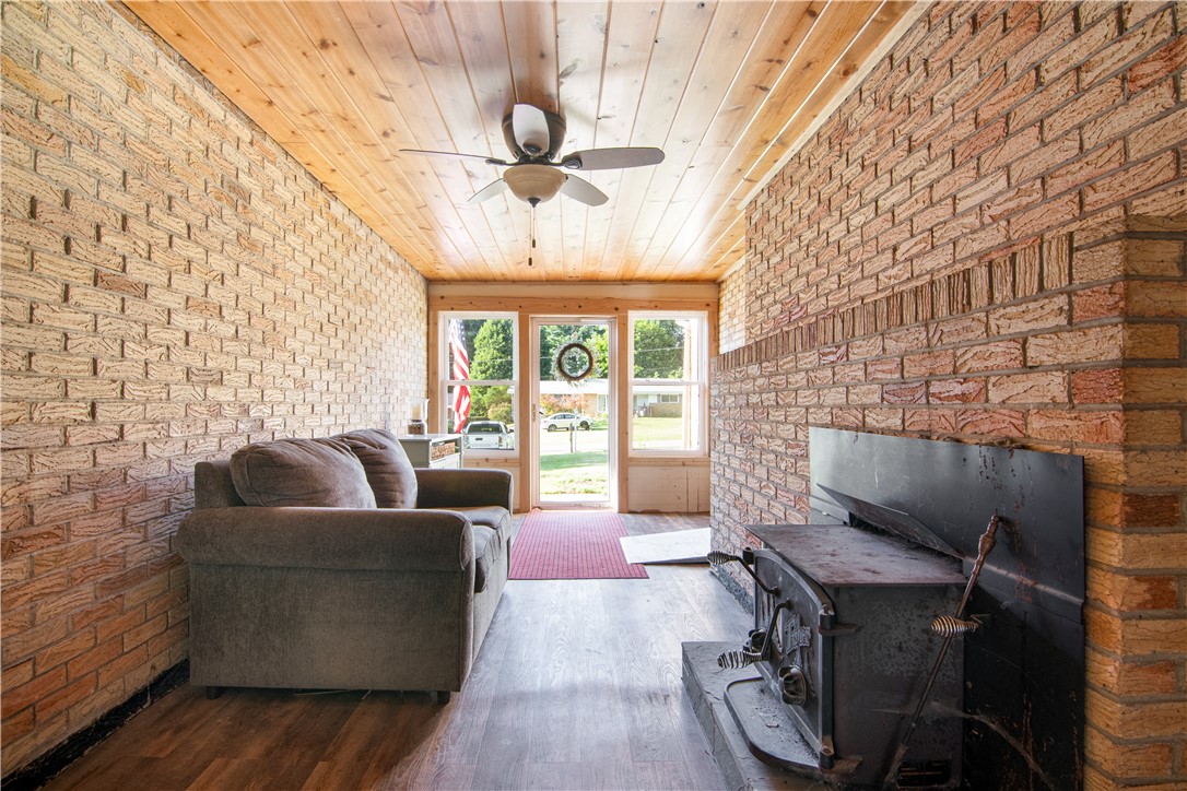 118 Oak Hills Mnr