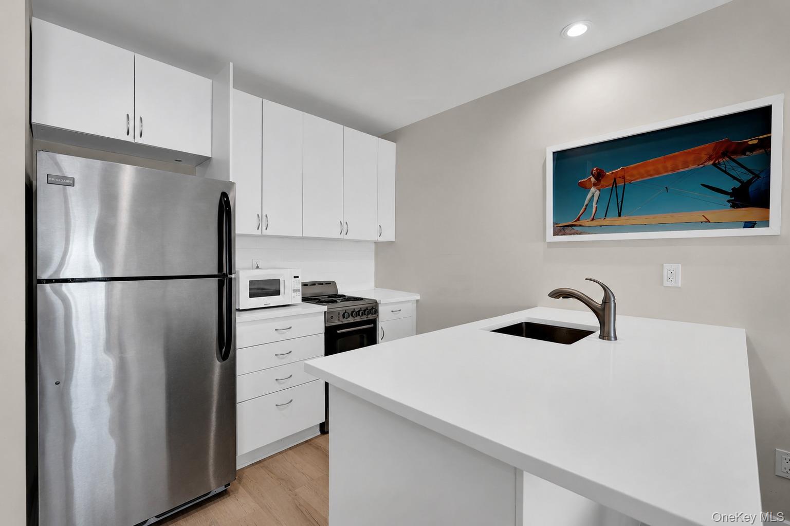 585 Dune Road Unit: A-21