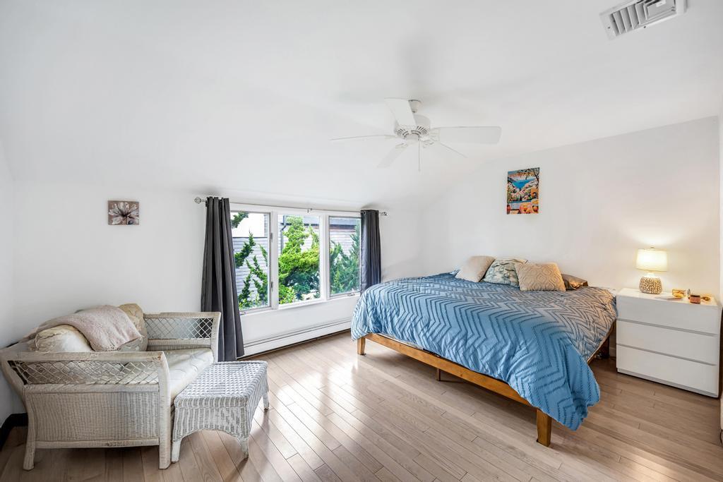 15 Bayside Avenue