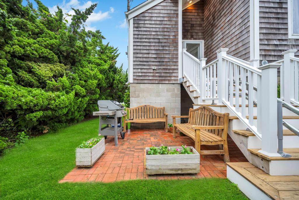 15 Bayside Avenue