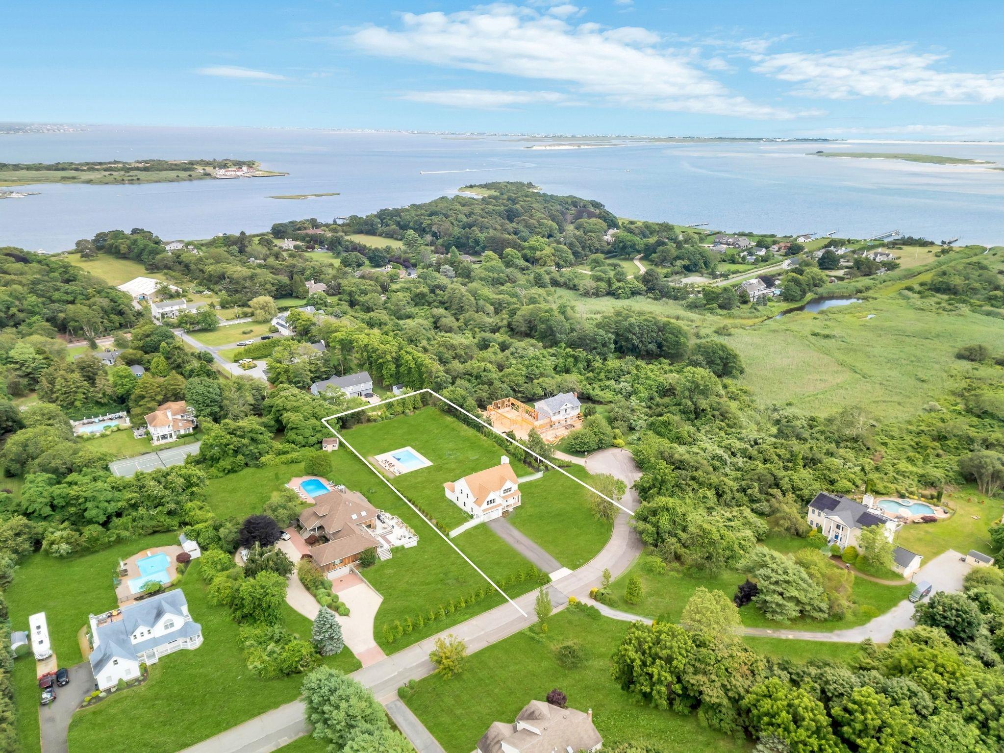 9 Tuthill Point Farm Road