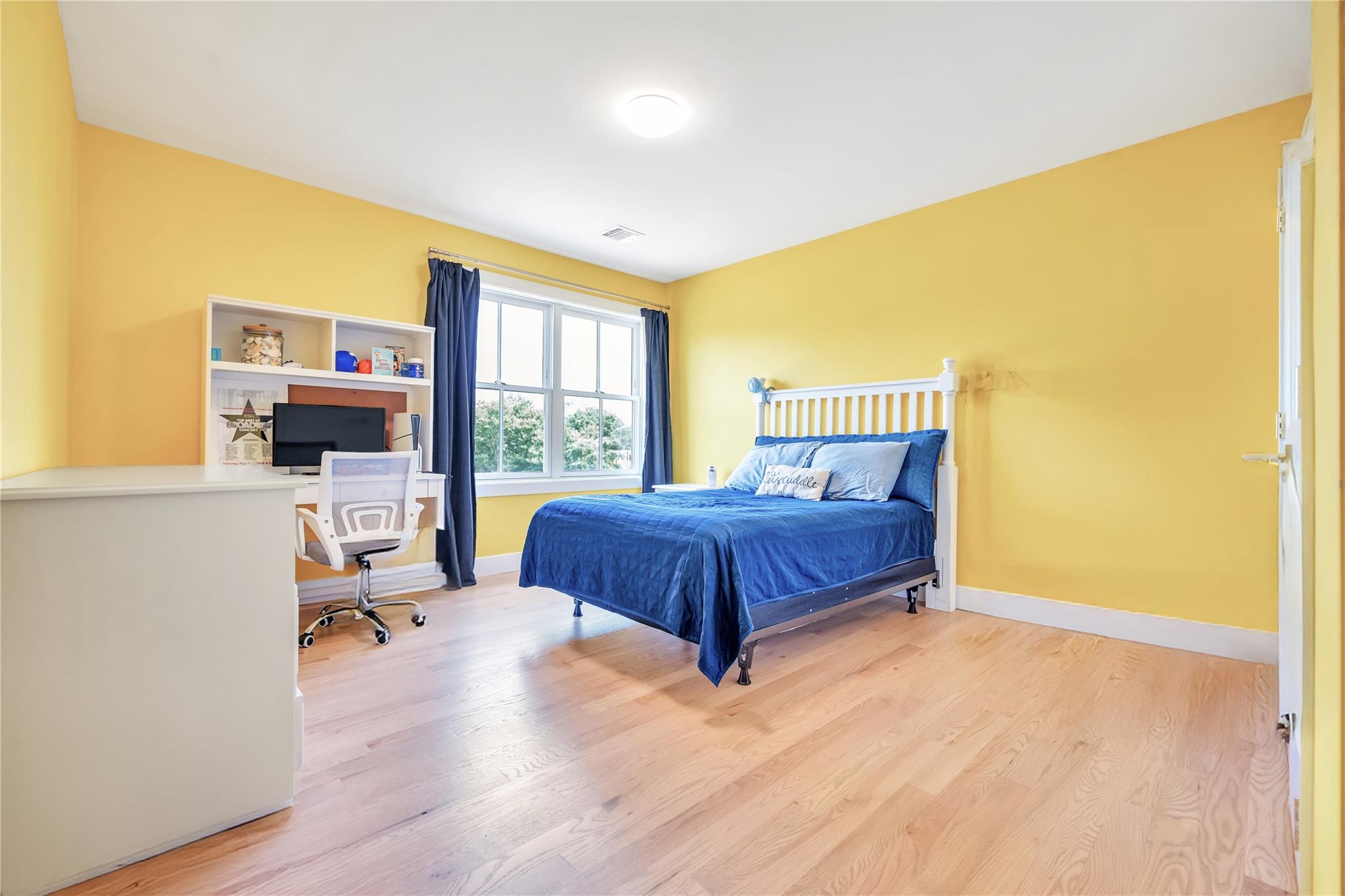 9 Tuthill Point Farm Road