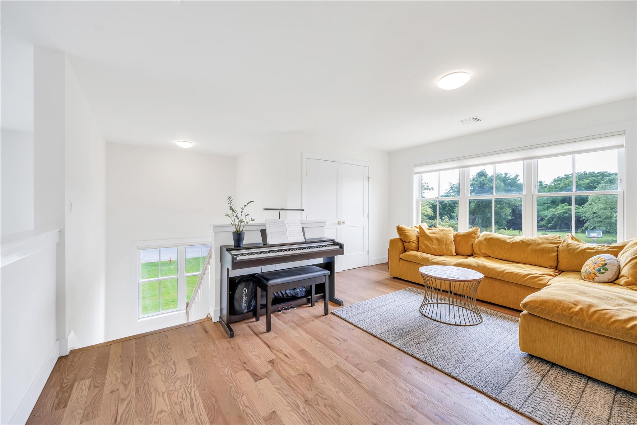 9 Tuthill Point Farm Road