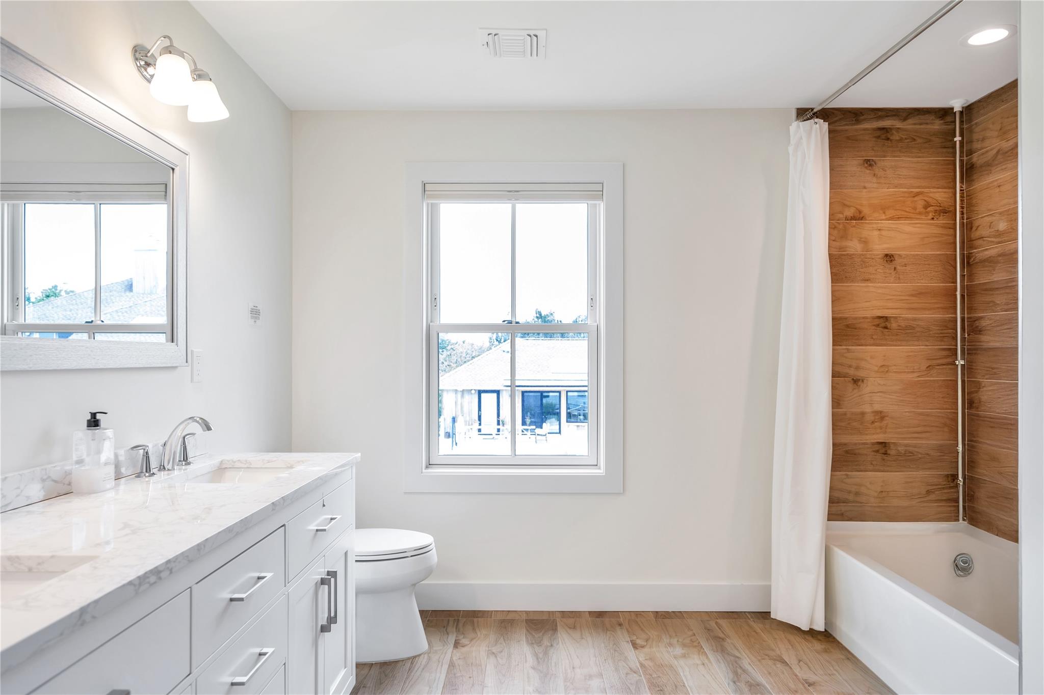 9 Tuthill Point Farm Road