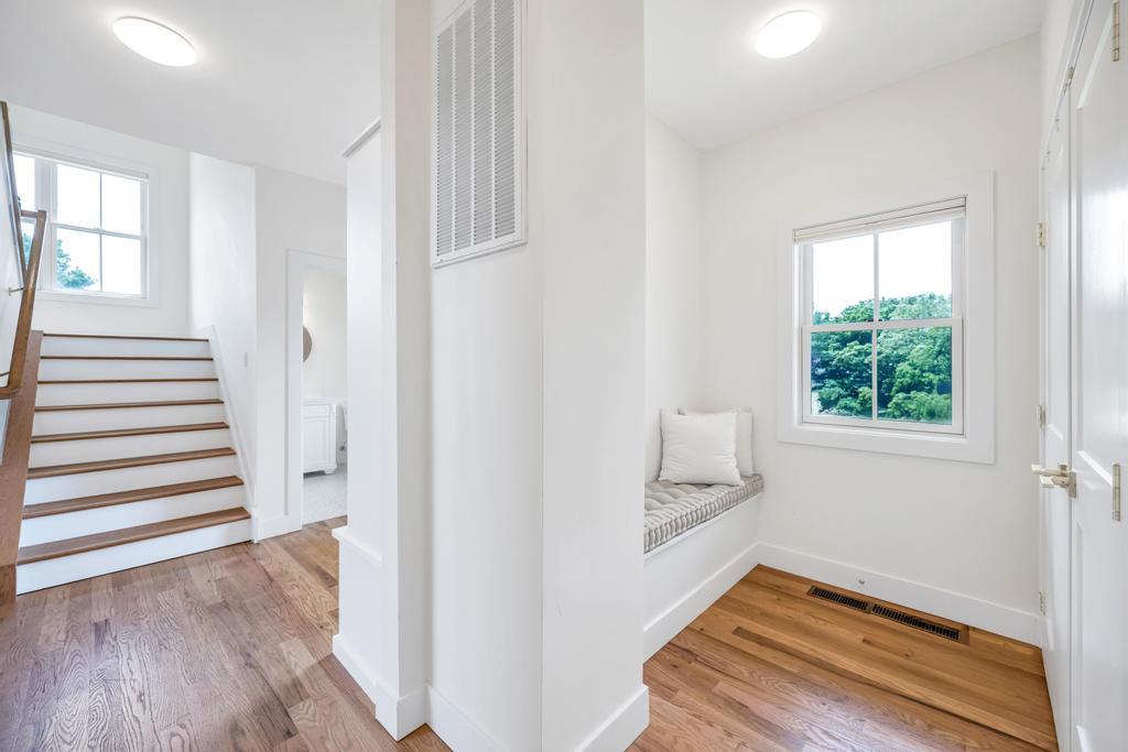 9 Tuthill Point Farm Road