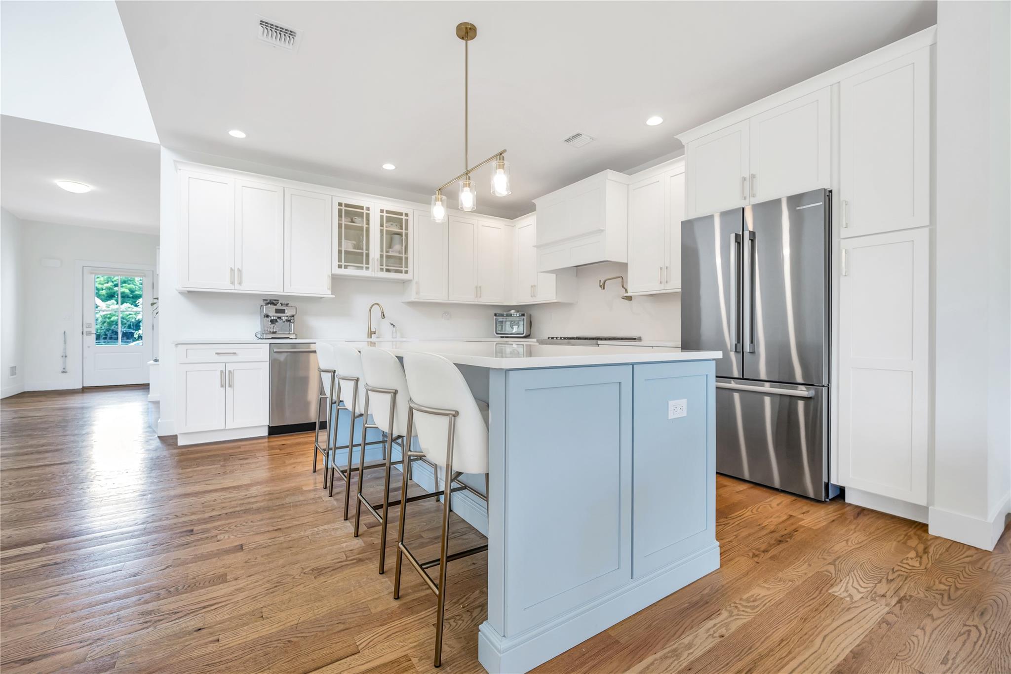 9 Tuthill Point Farm Road