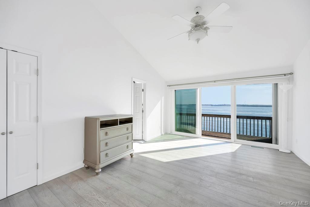 7 Waters Edge Unit: 7