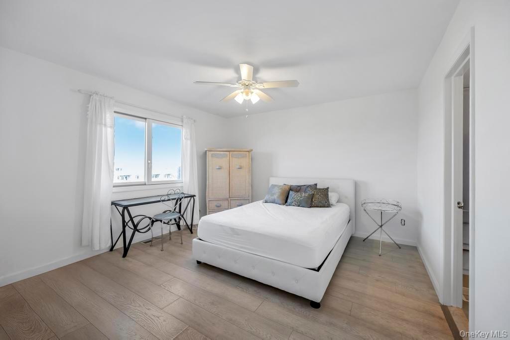 7 Waters Edge Unit: 7